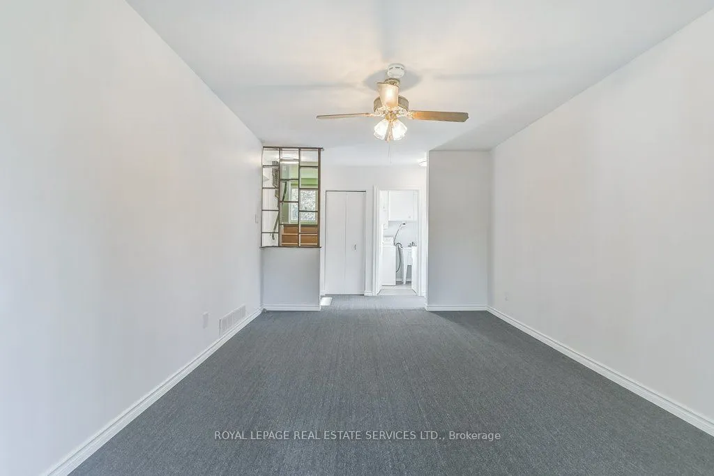 1232 Napier Crescent