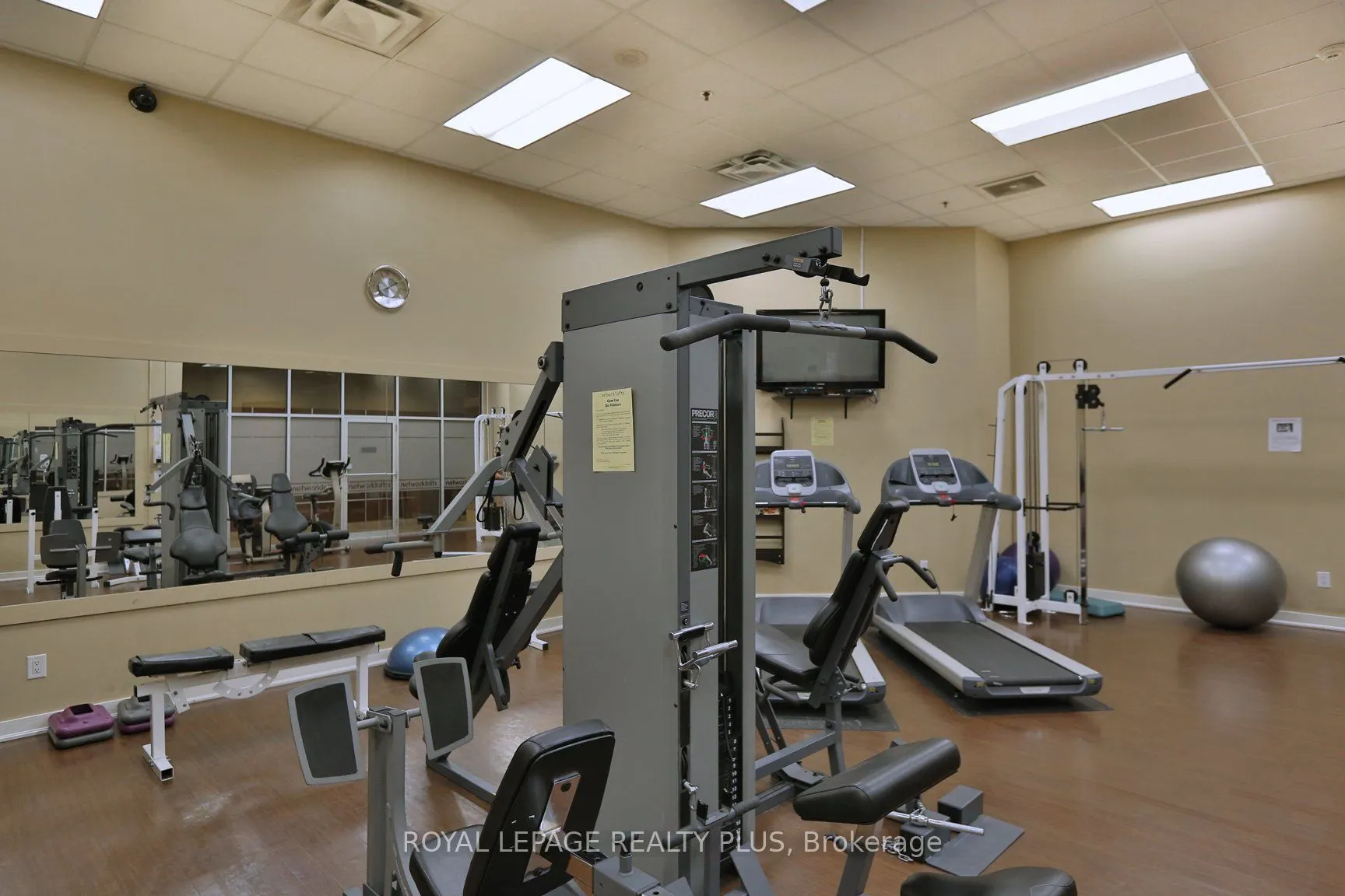 2 Fieldway Road, #1016