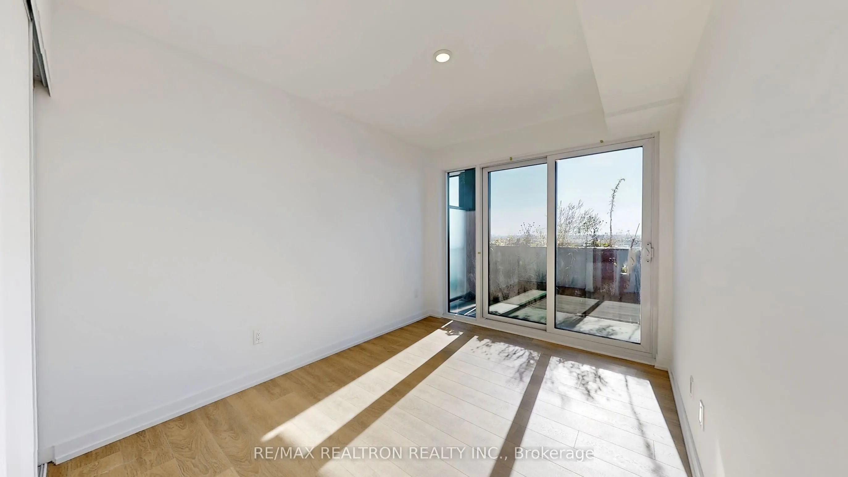 1100 Sheppard Avenue W, #1126