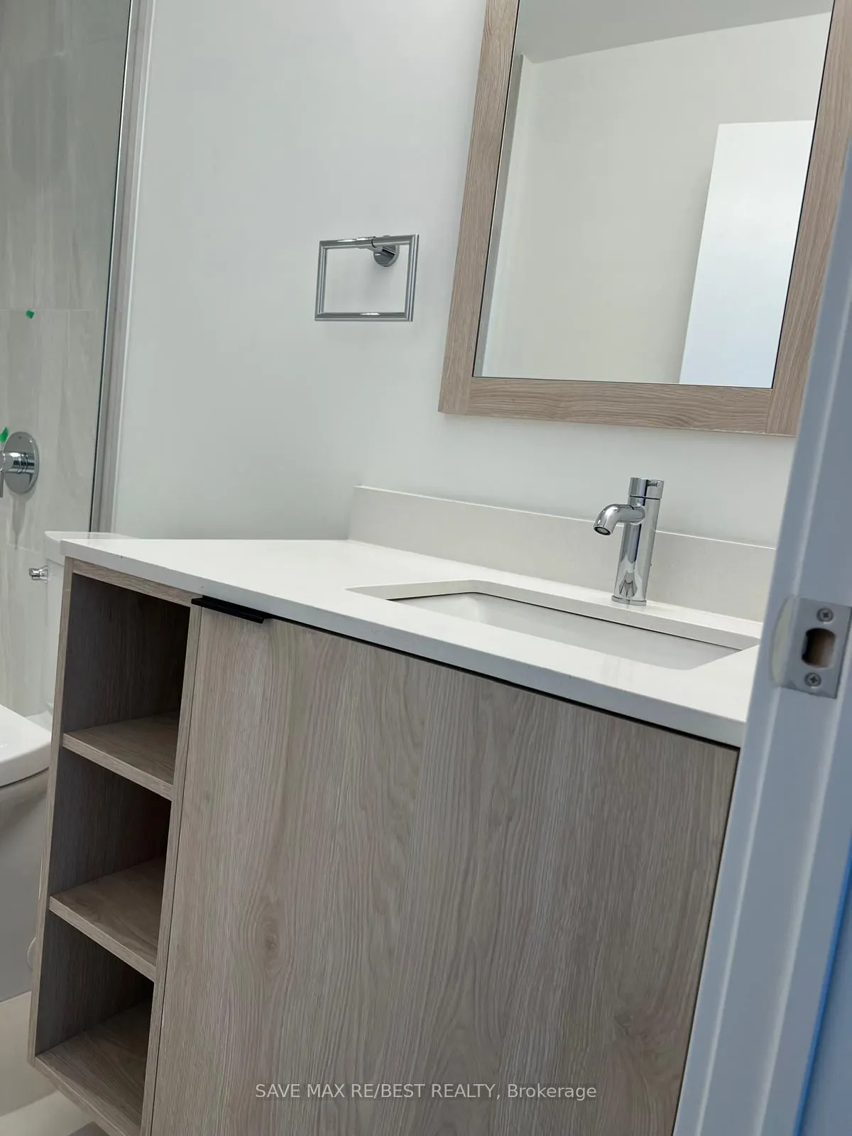 1007 The Queensway, #511