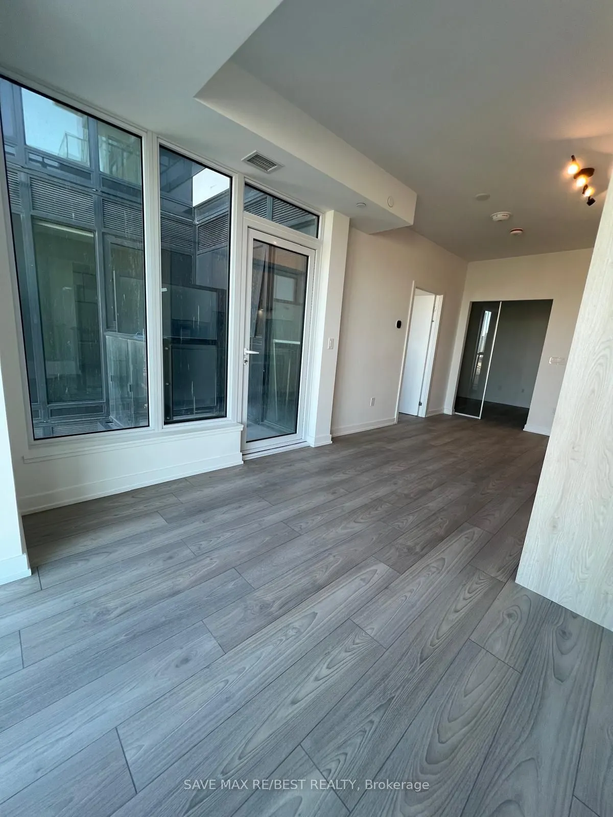 1007 The Queensway, #511