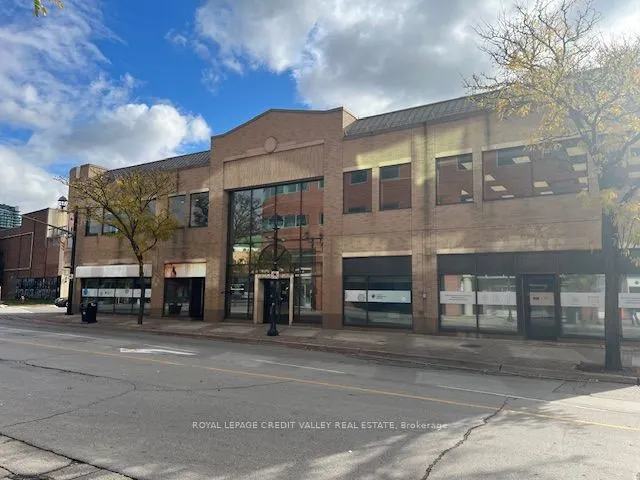 1 Nelson Street W, #202