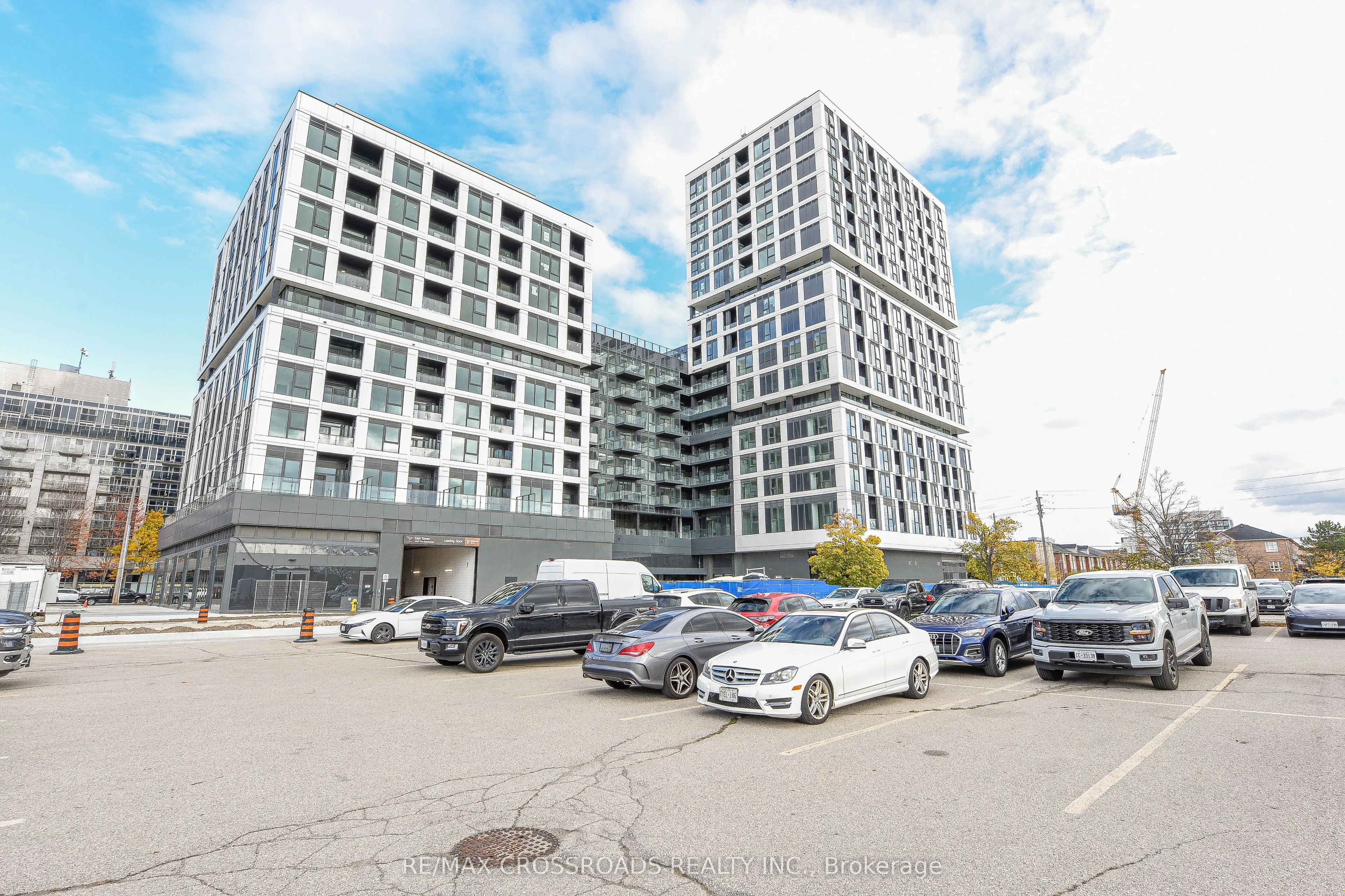 1007 The Queensway, #516