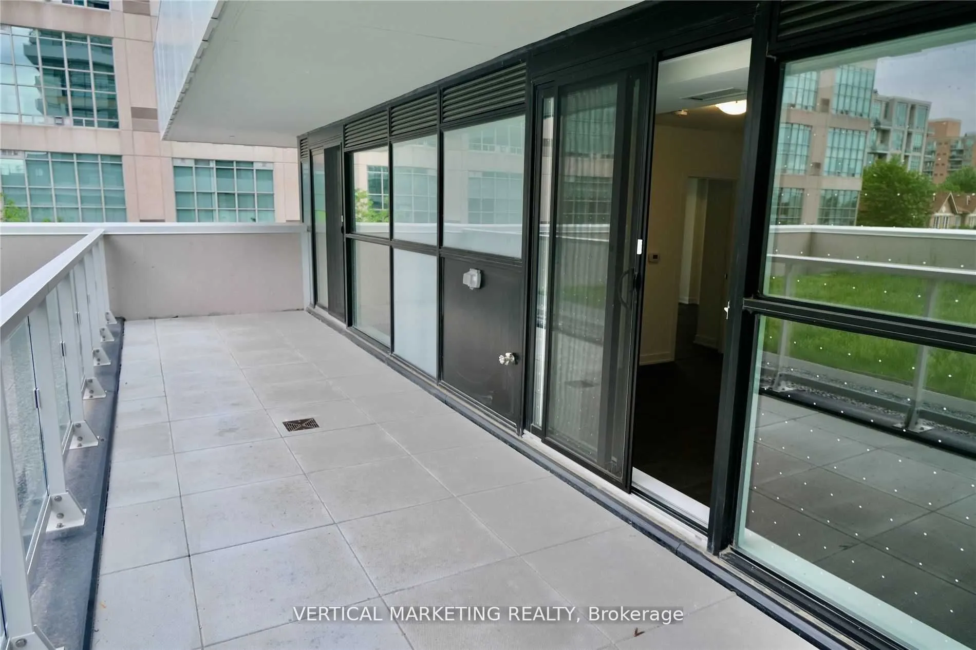 251 Manitoba Street, #305