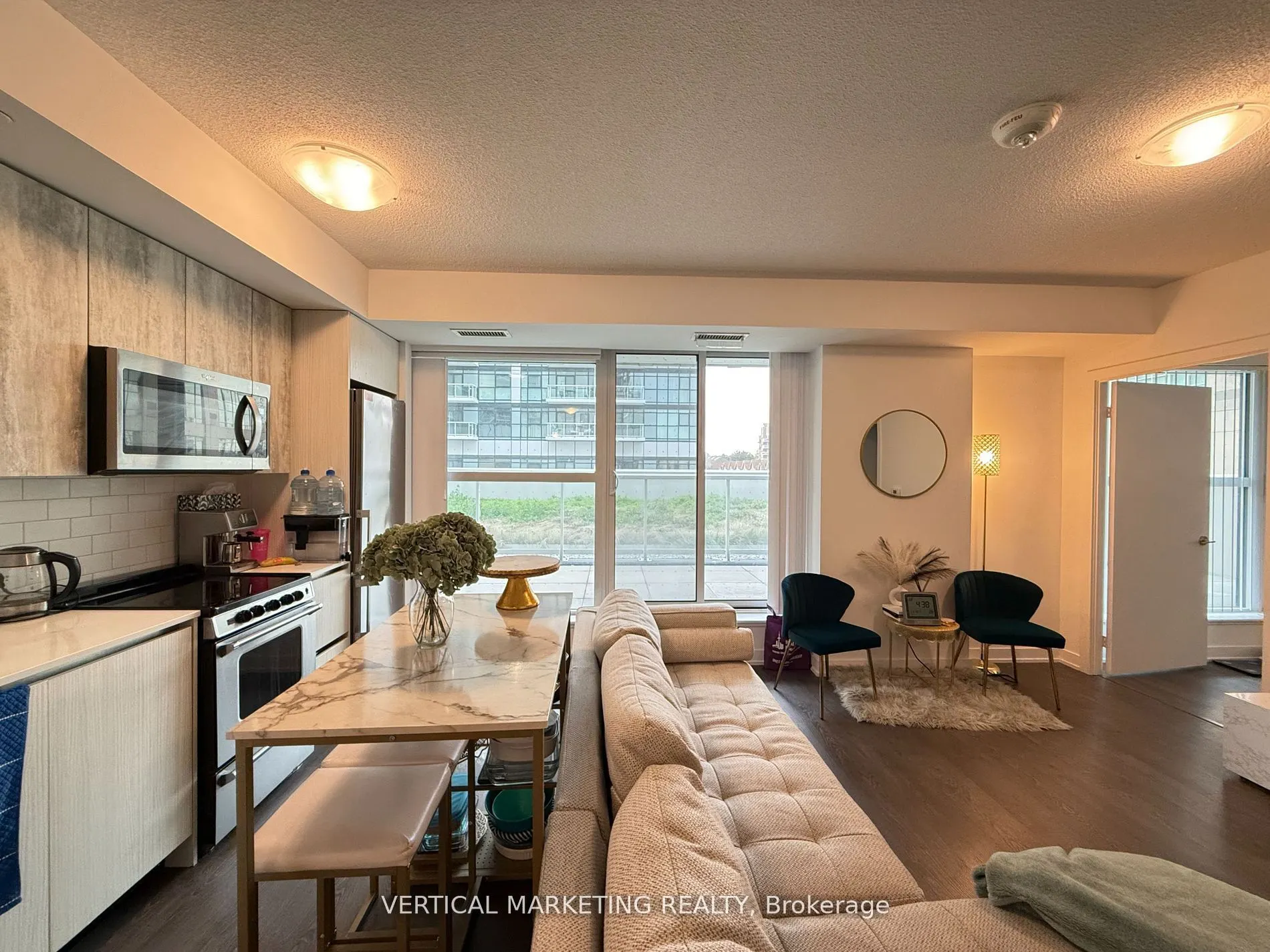 251 Manitoba Street, #305