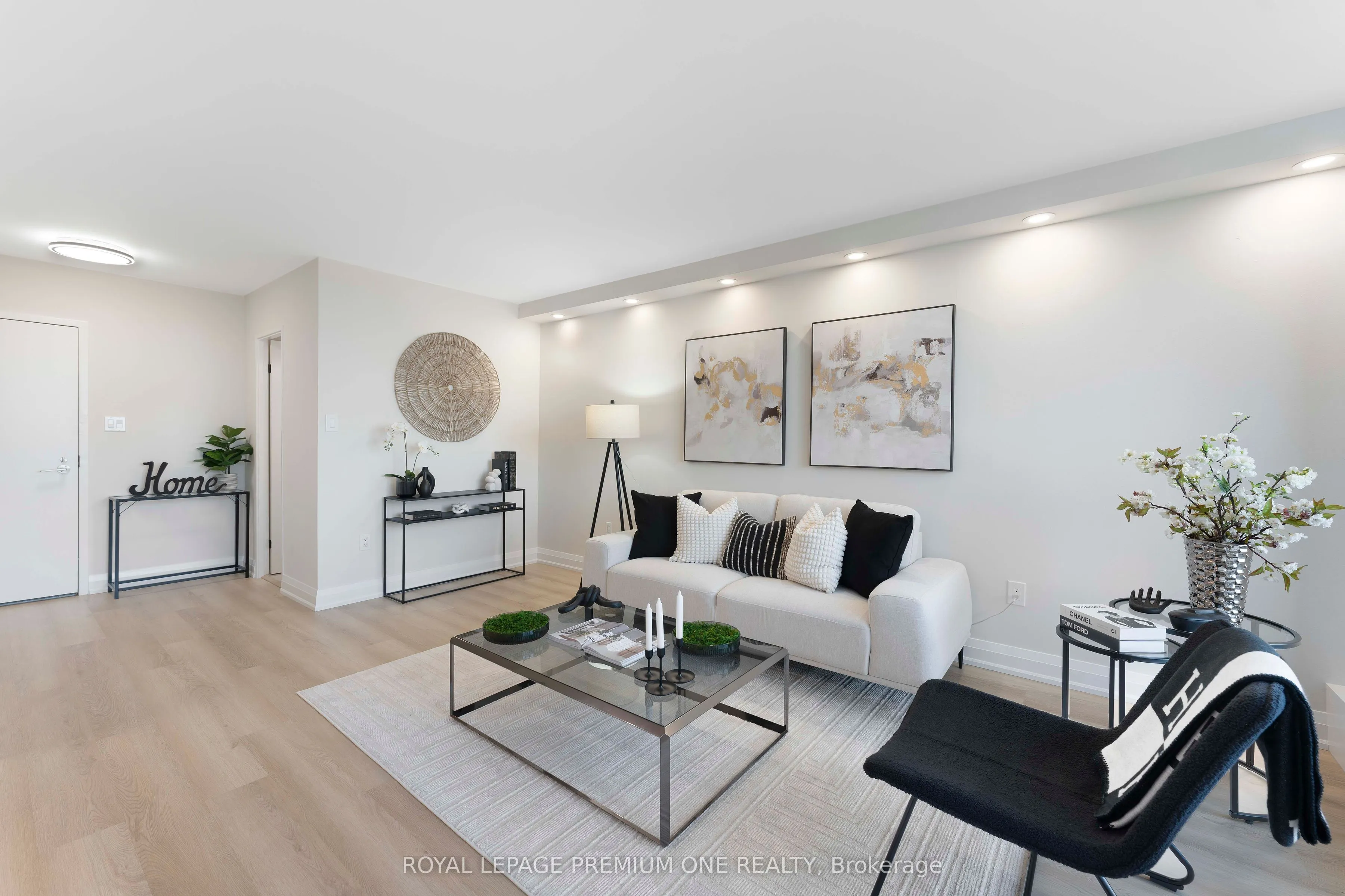 60 Southport Street, #608