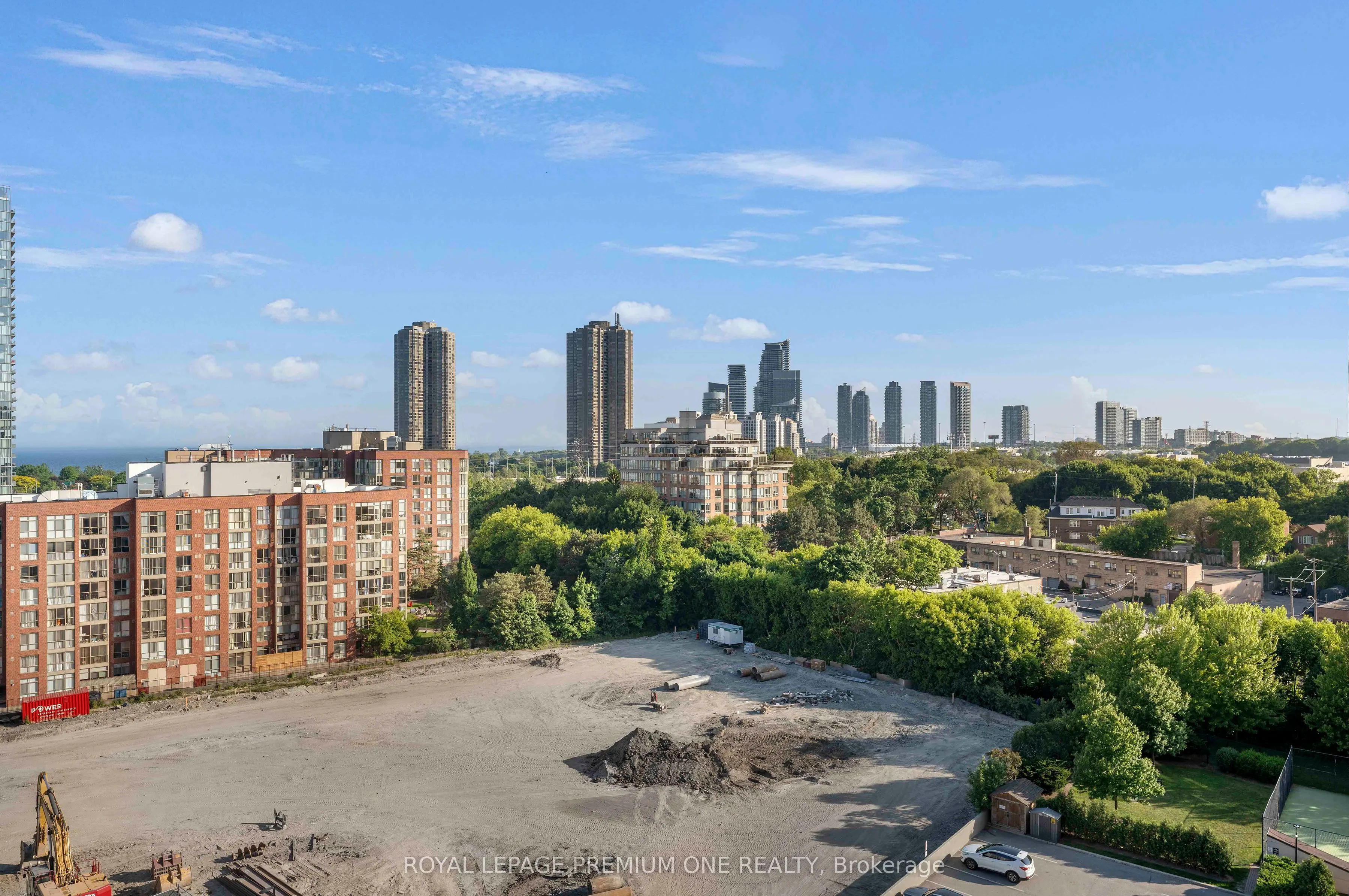 60 Southport Street, #608