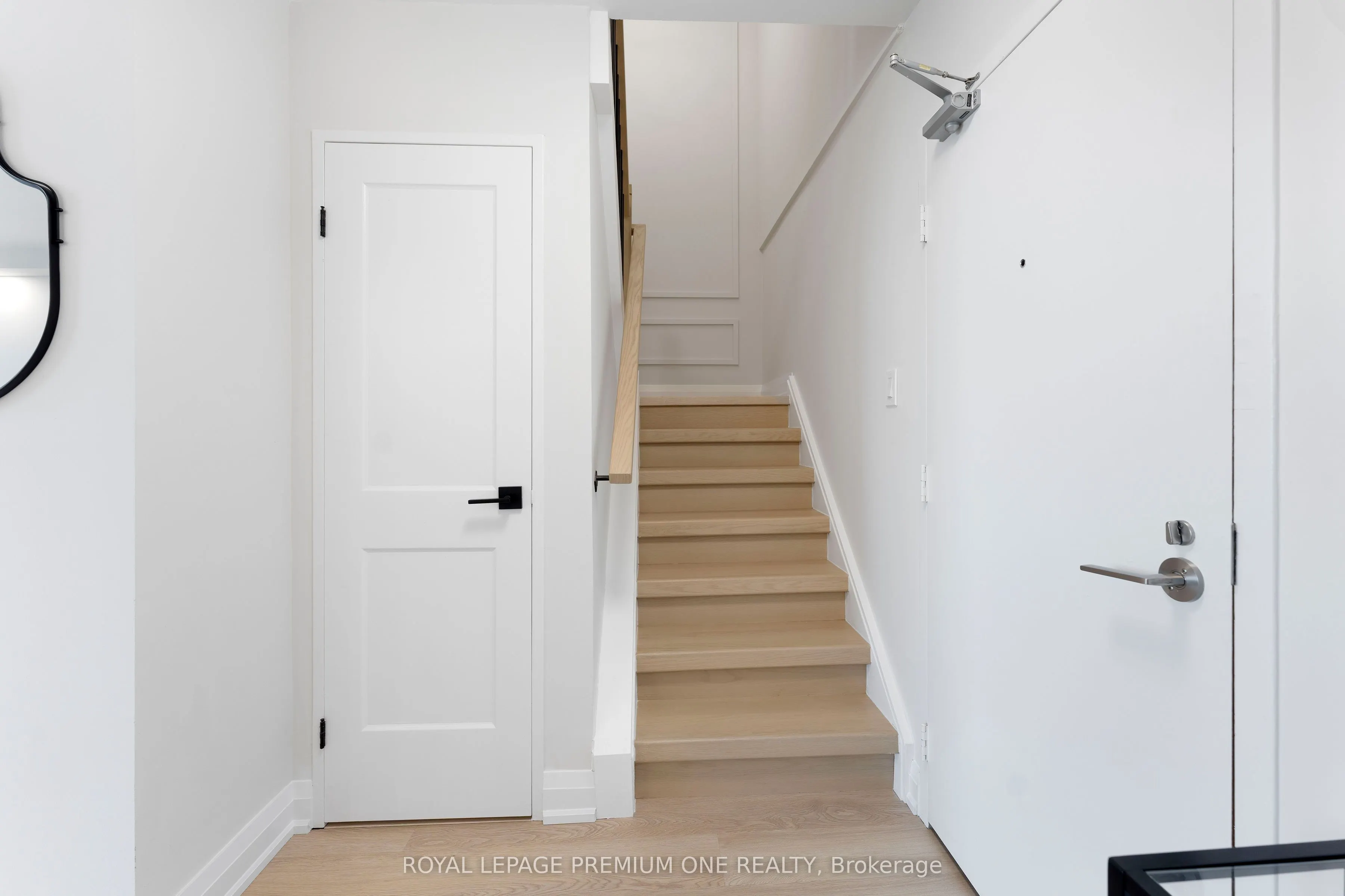 60 Southport Street, #608