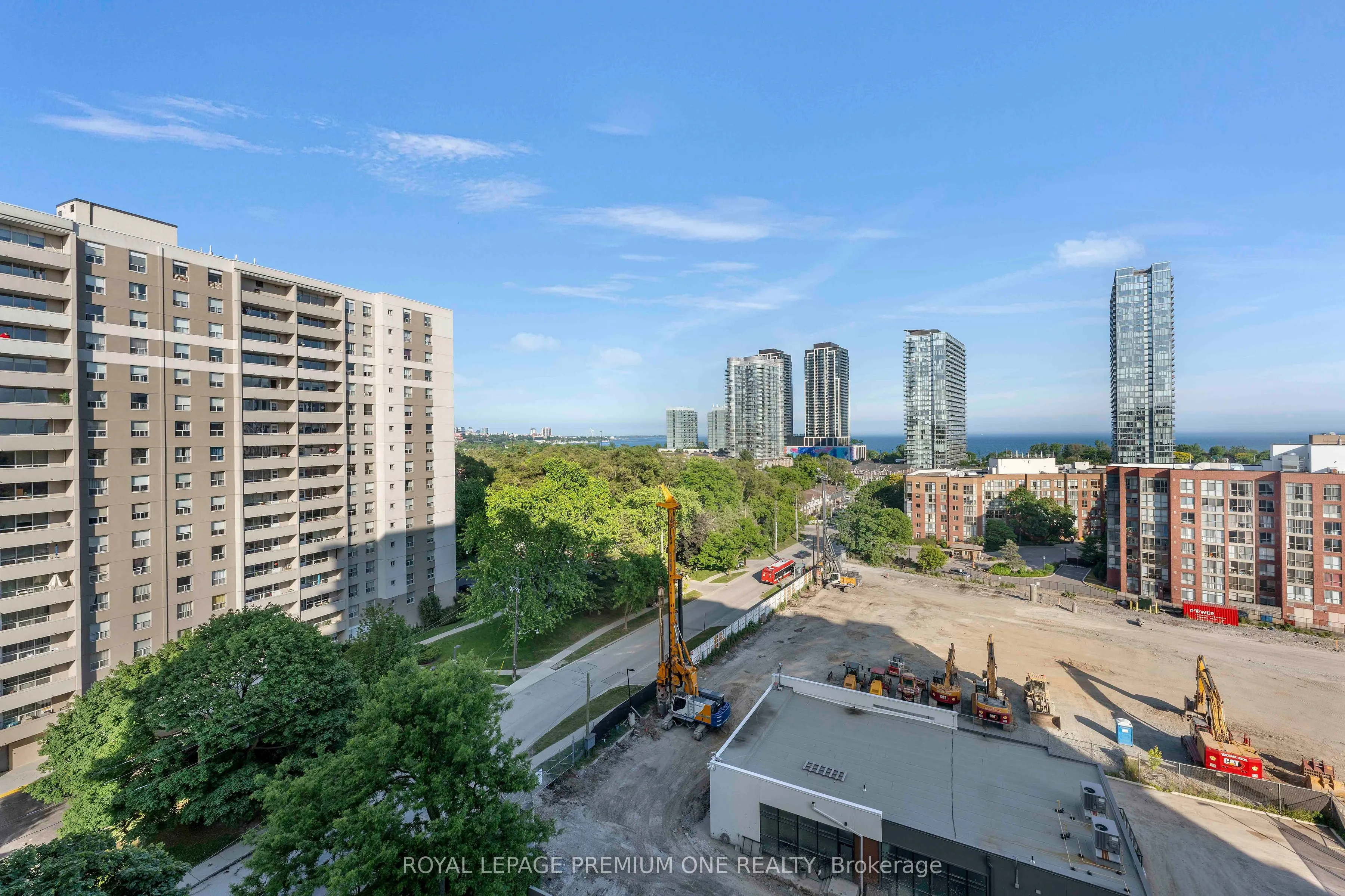 60 Southport Street, #608