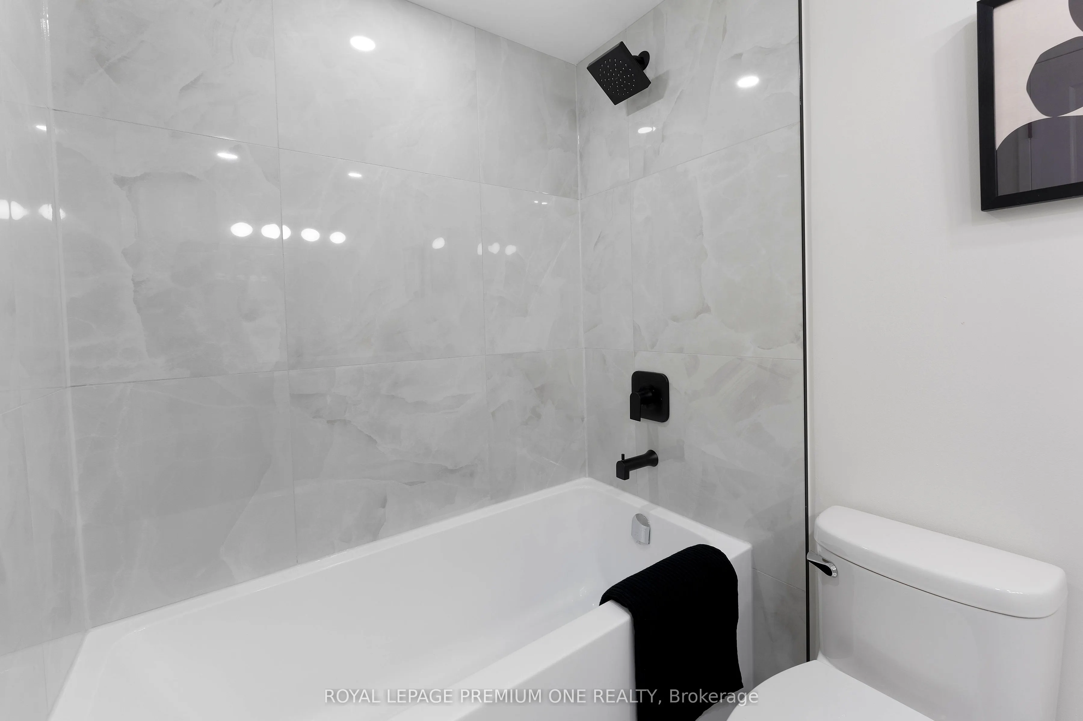 60 Southport Street, #608