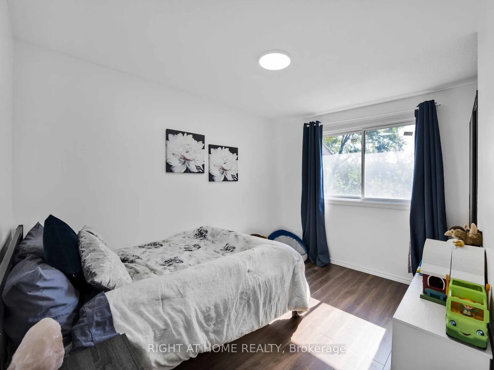 120 Falconer Drive, #28