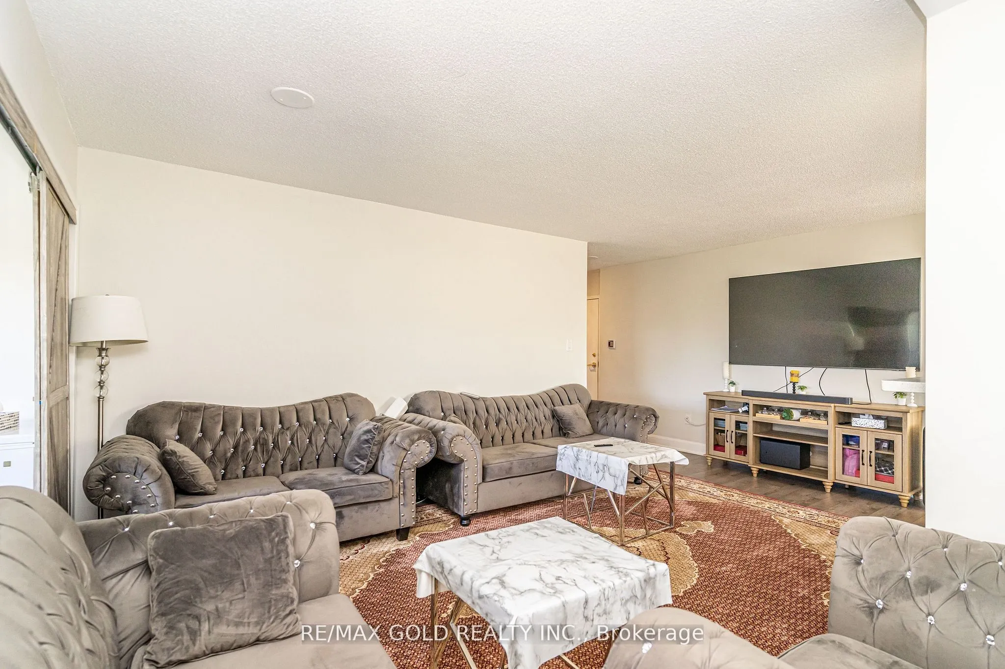 30 Malta Avenue, #403