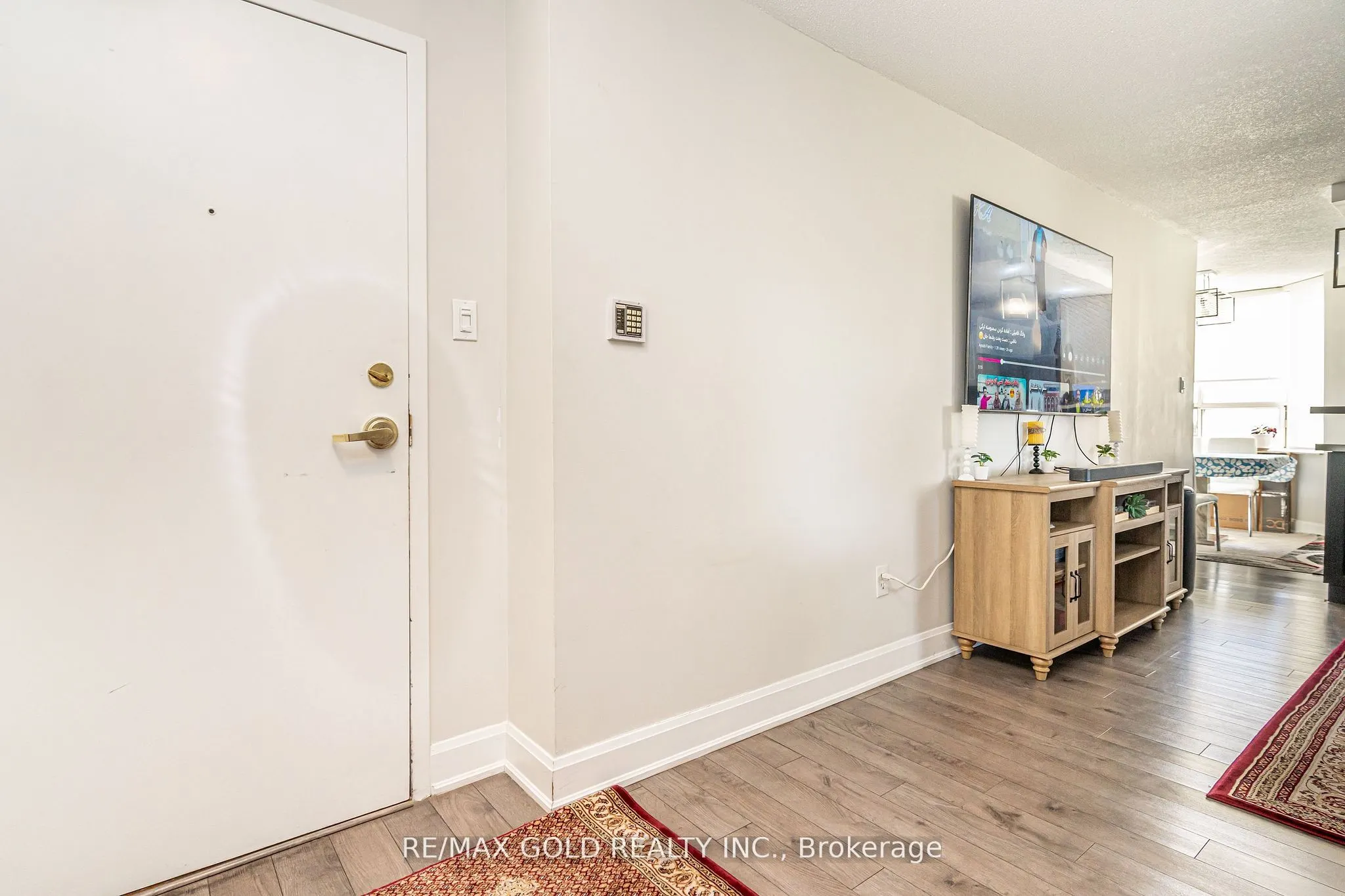 30 Malta Avenue, #403