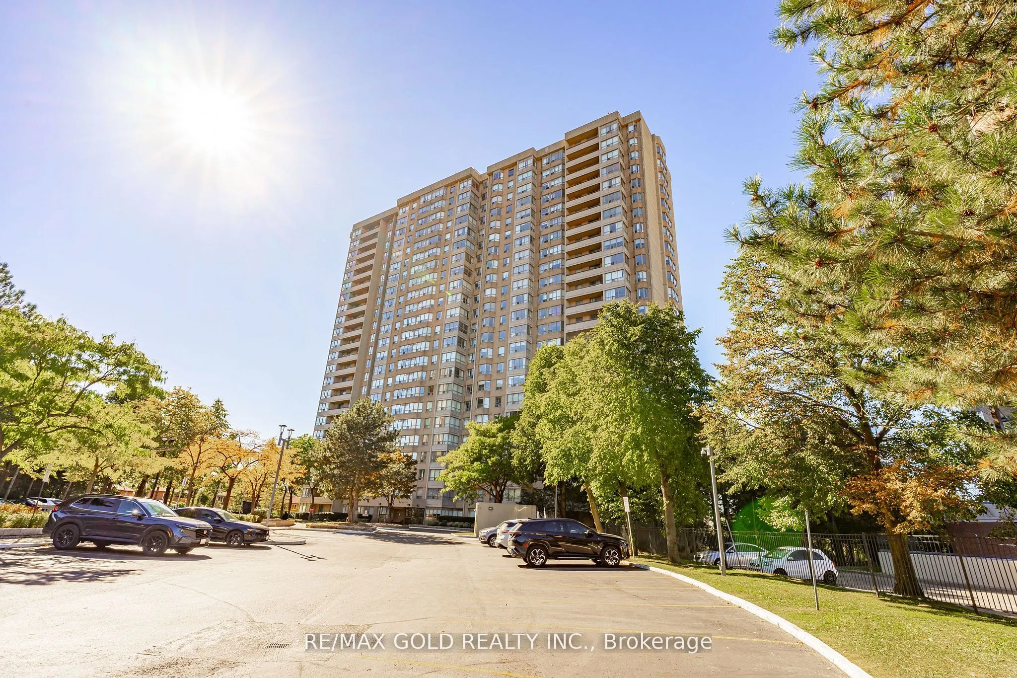30 Malta Avenue, #403