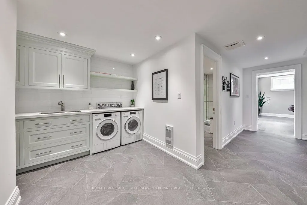 1257 Tecumseh Park Drive