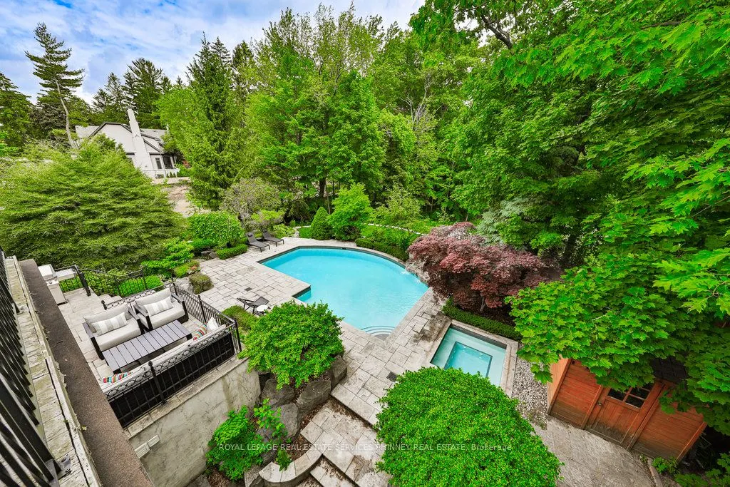 1257 Tecumseh Park Drive