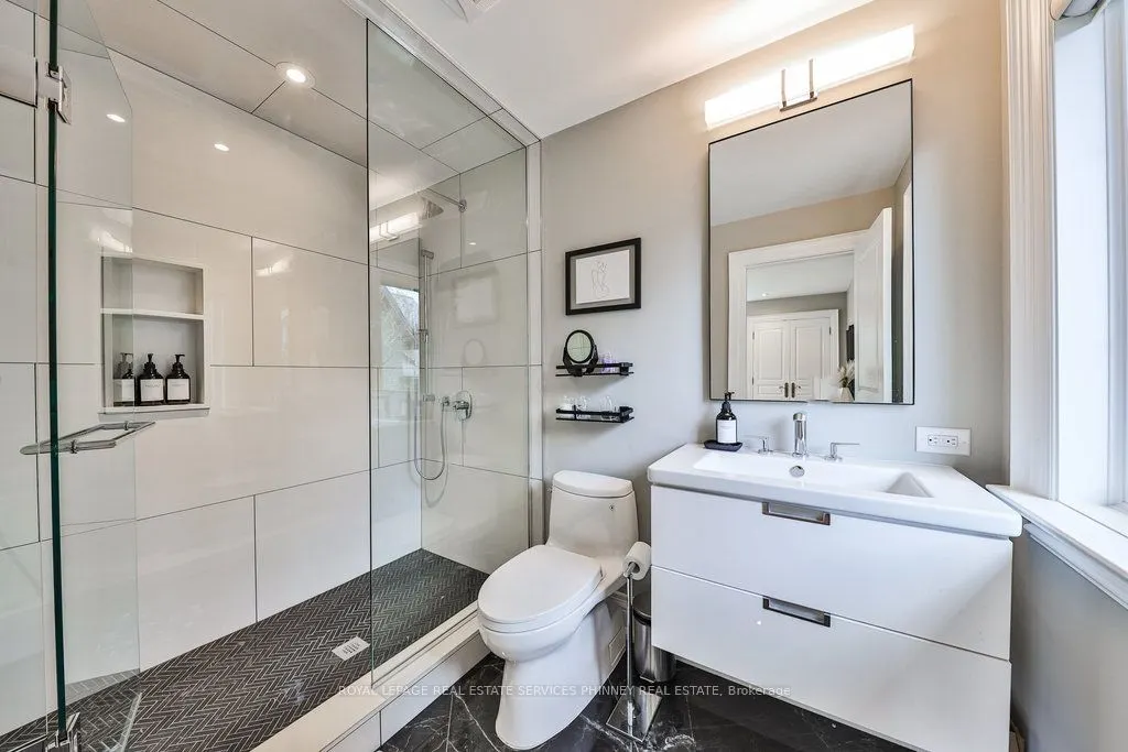 1257 Tecumseh Park Drive