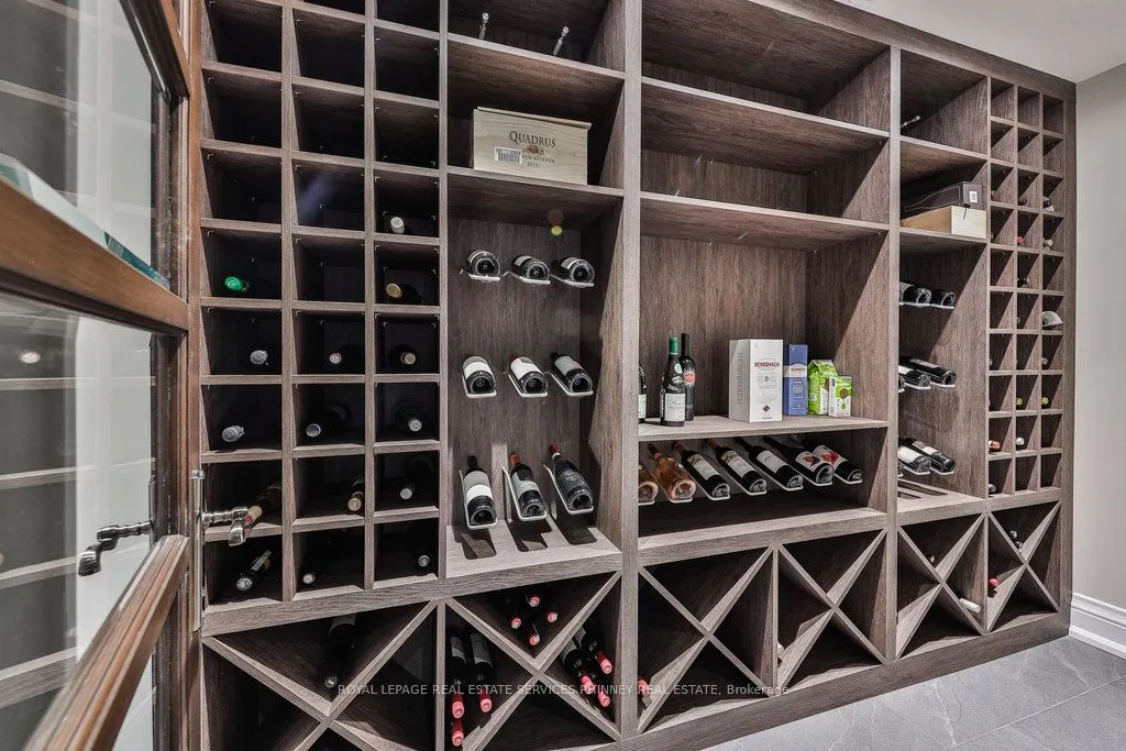 1257 Tecumseh Park Drive