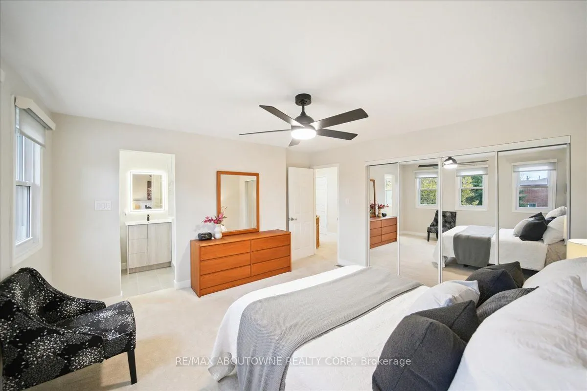 87 River Oaks Boulevard W