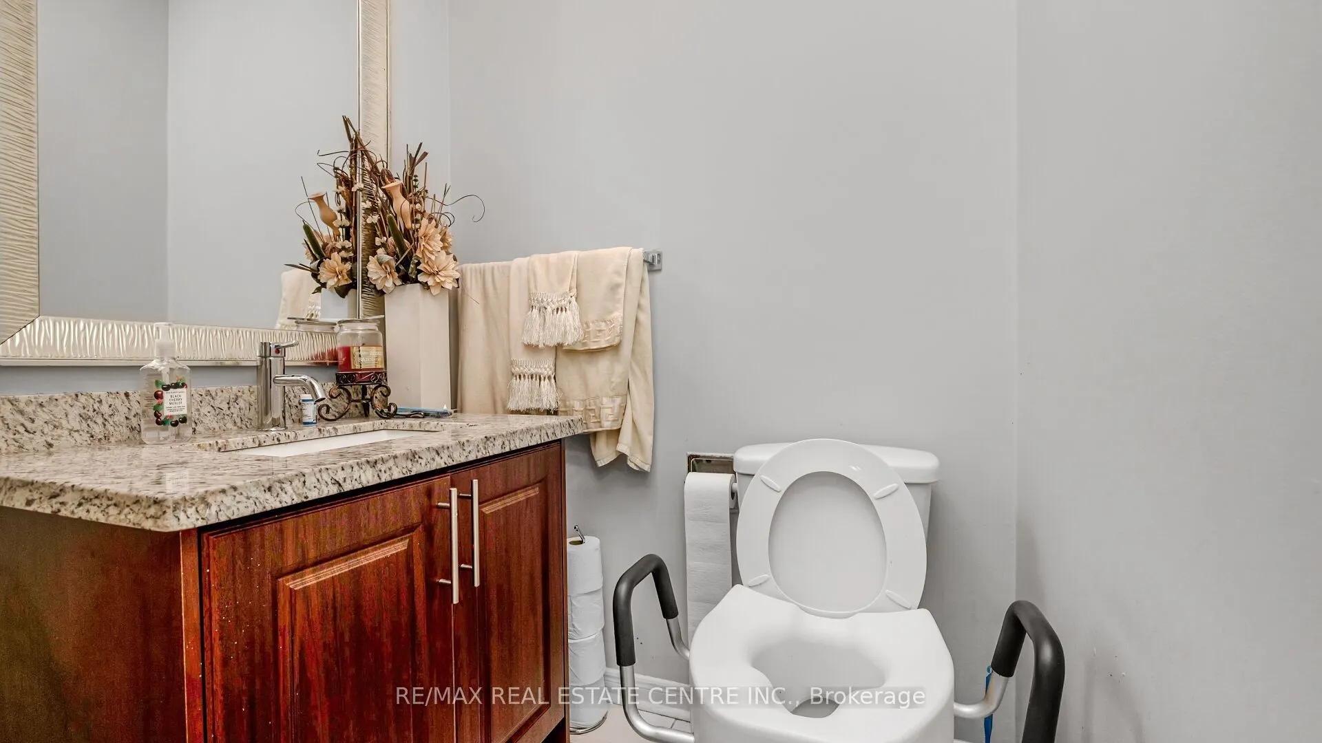 4489 Weymouth Commons Crescent