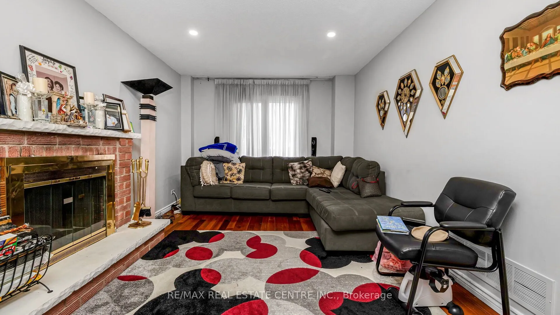 4489 Weymouth Commons Crescent