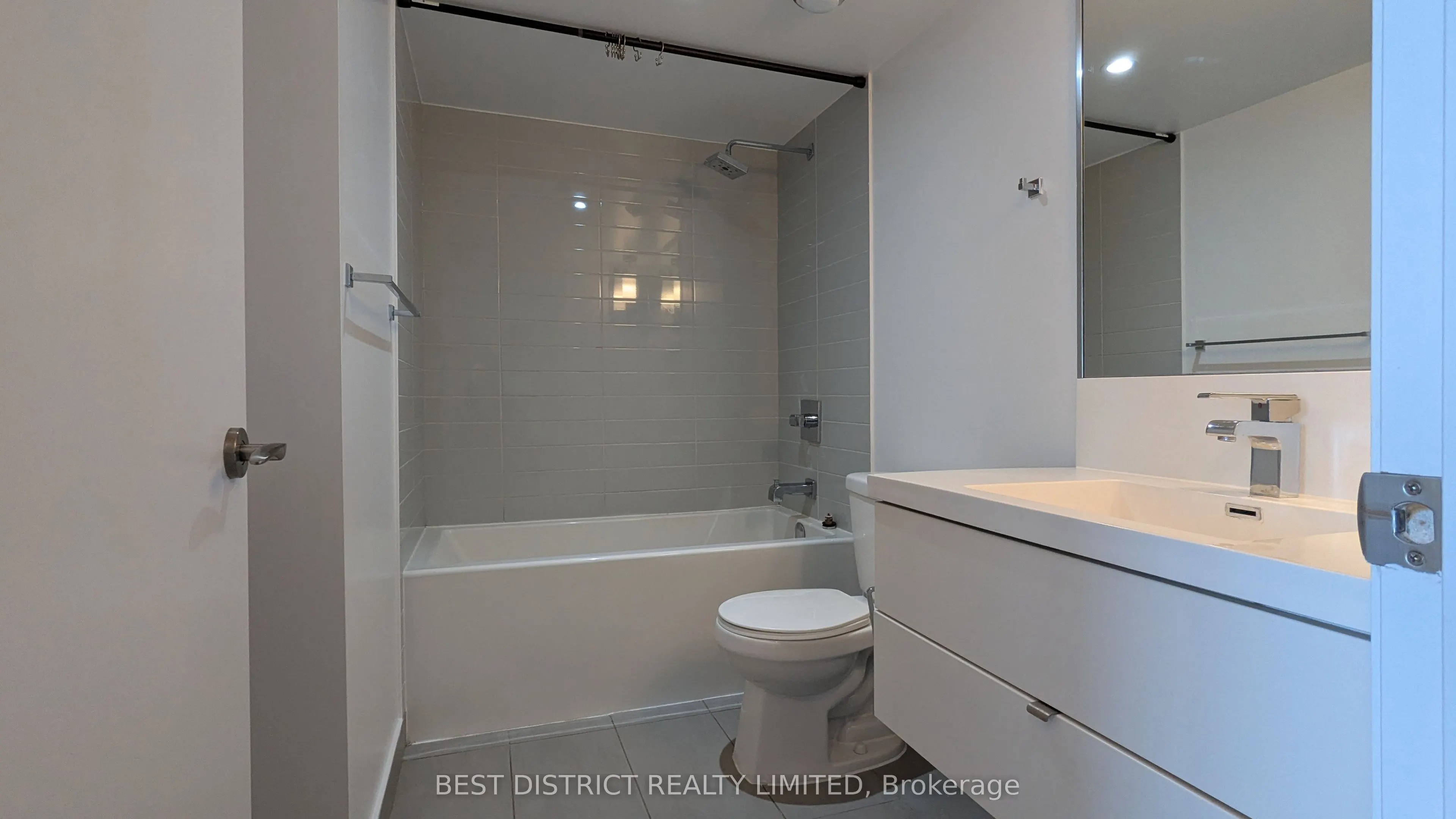 9 Valhalla Inn Road, #1501