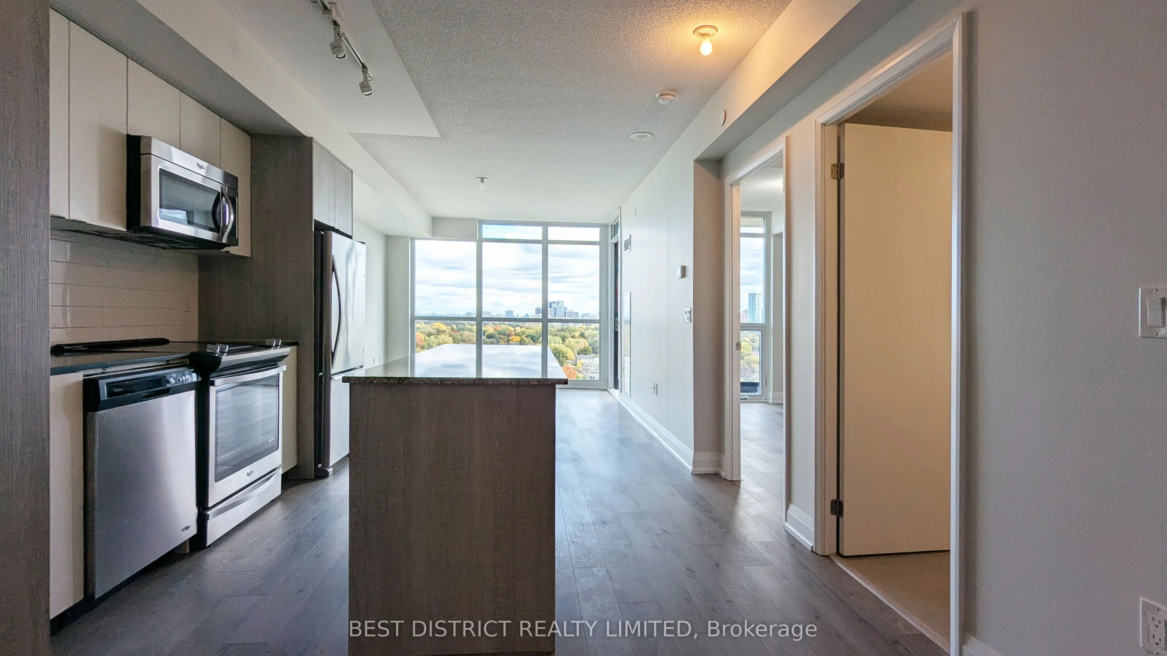 9 Valhalla Inn Road, #1501