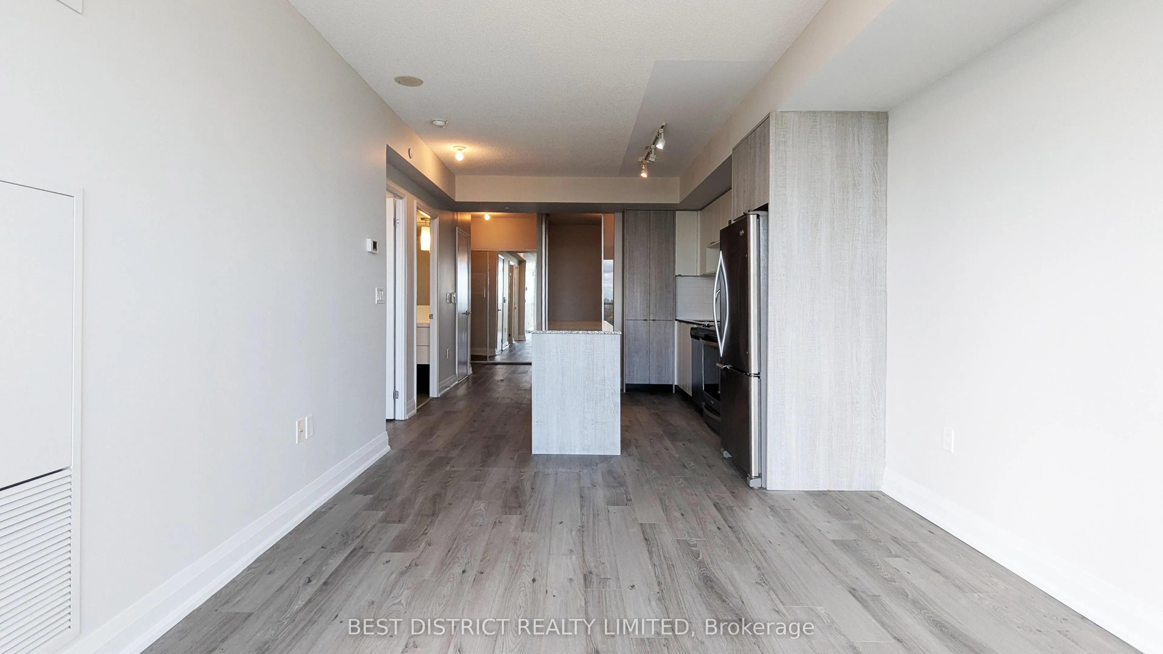 9 Valhalla Inn Road, #1501