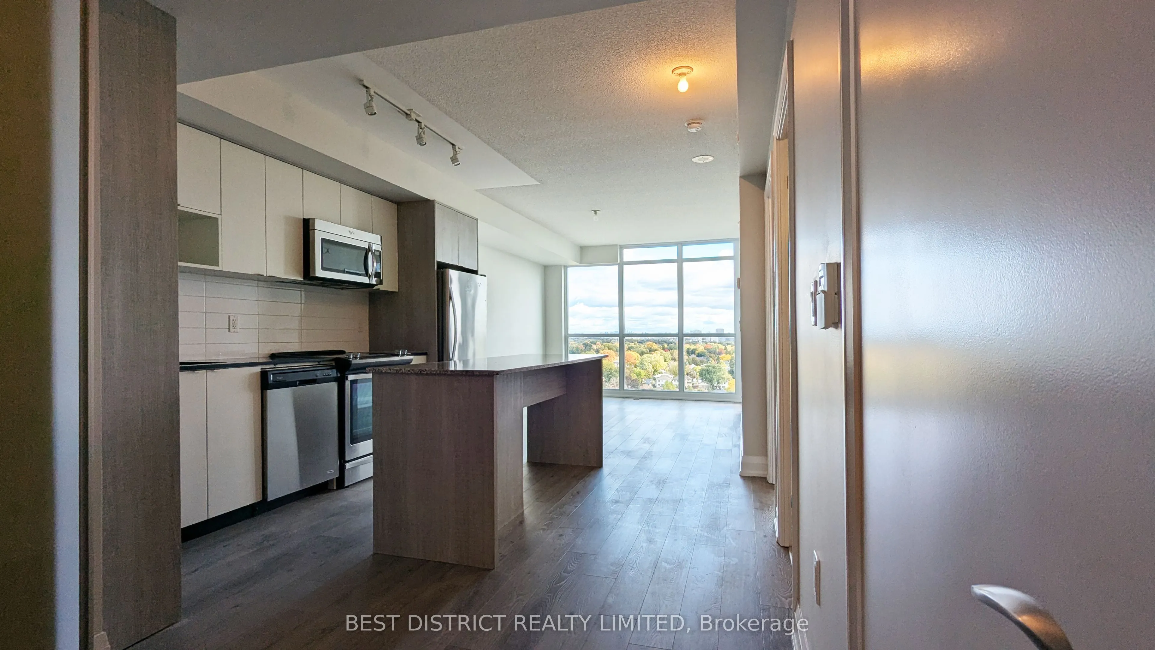 9 Valhalla Inn Road, #1501