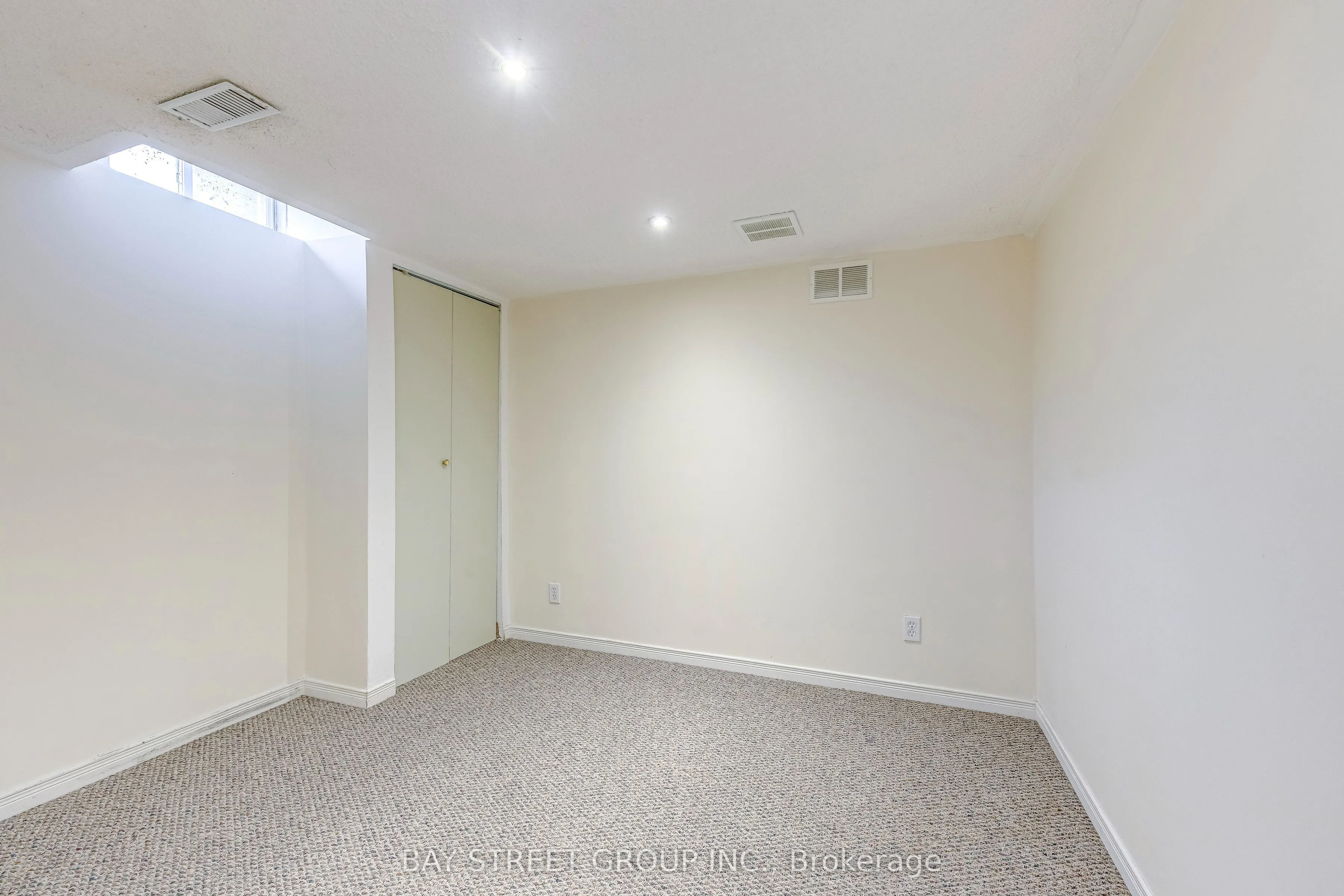 5260 Mcfarren Boulevard, #102