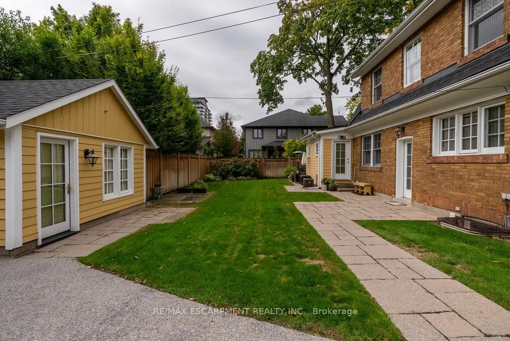 2080 Caroline Street