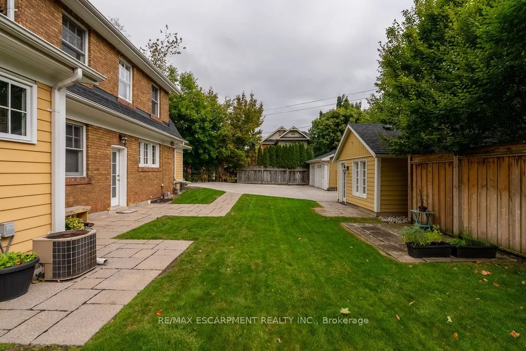 2080 Caroline Street