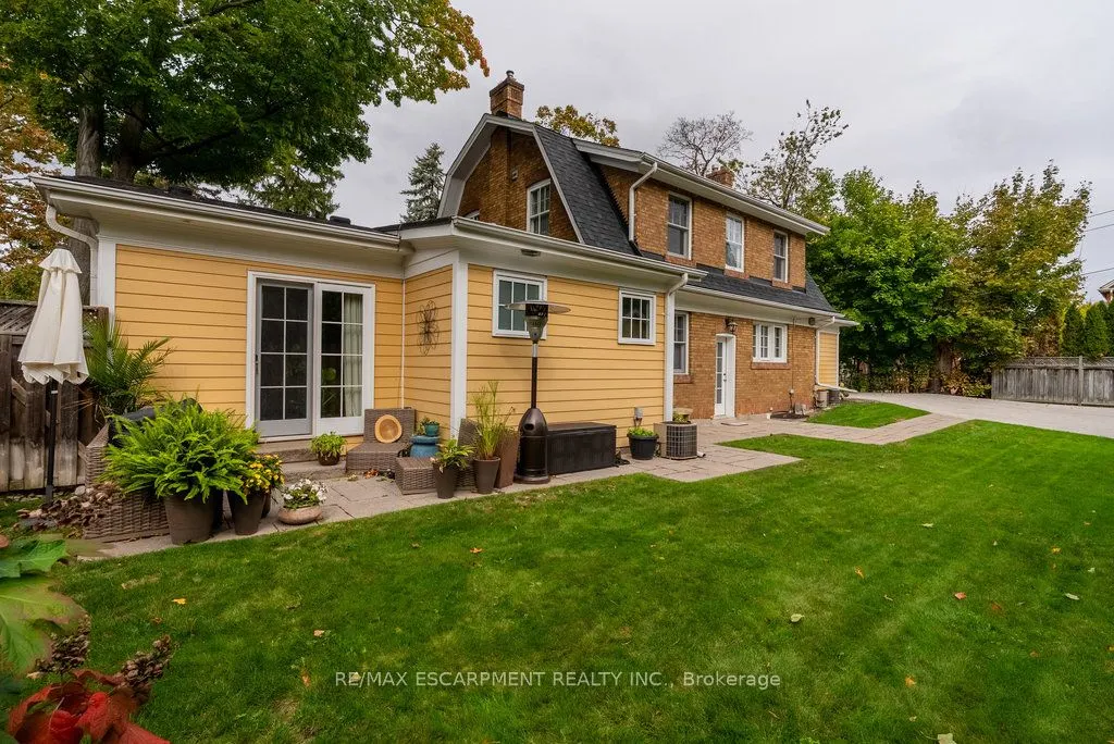 2080 Caroline Street