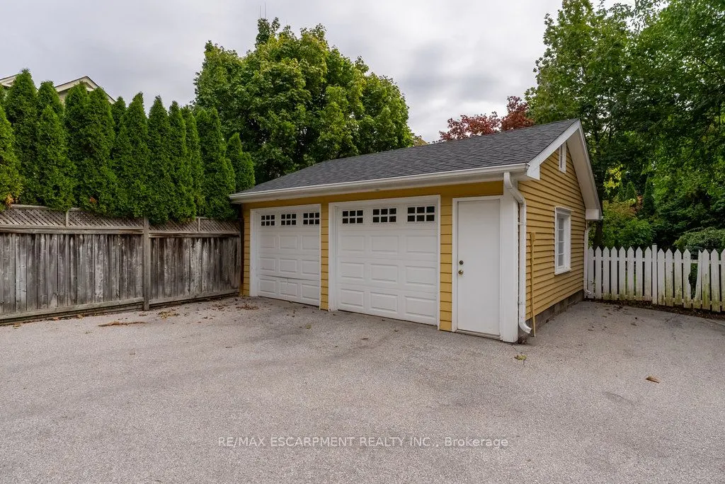 2080 Caroline Street