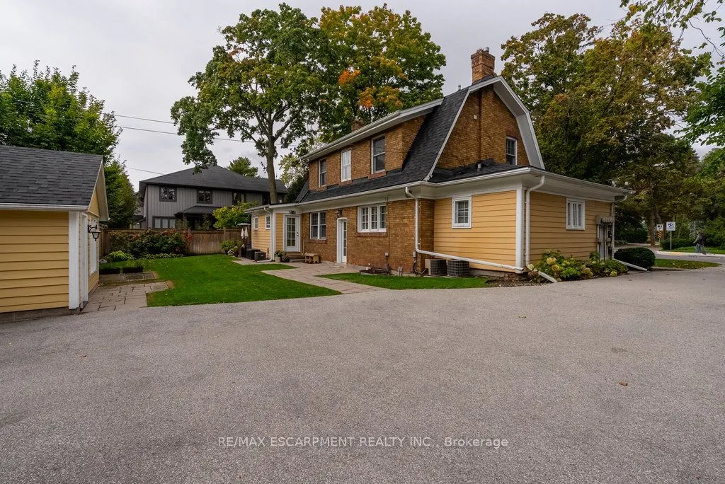 2080 Caroline Street