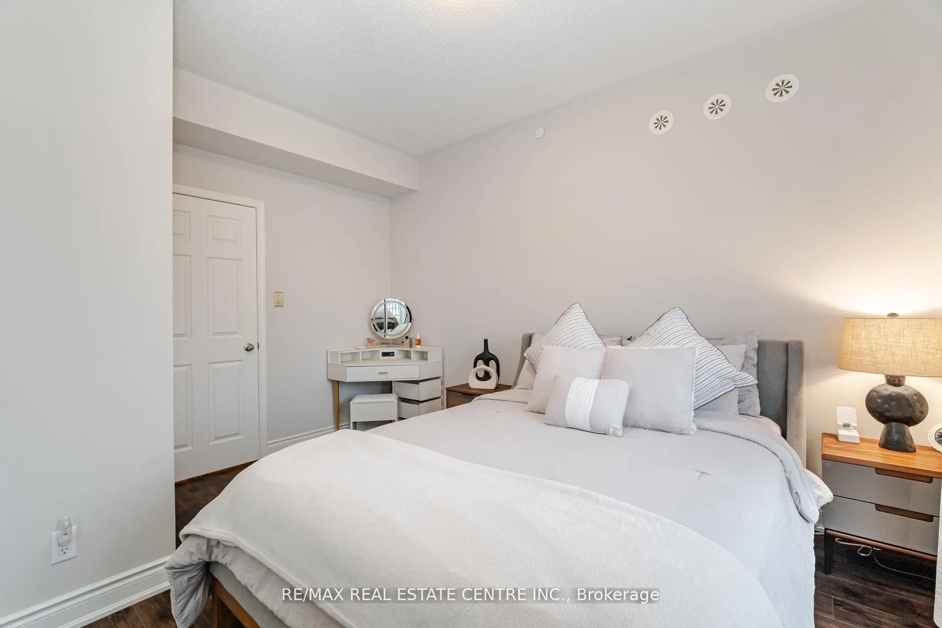 5705 Long Valley Road, #305