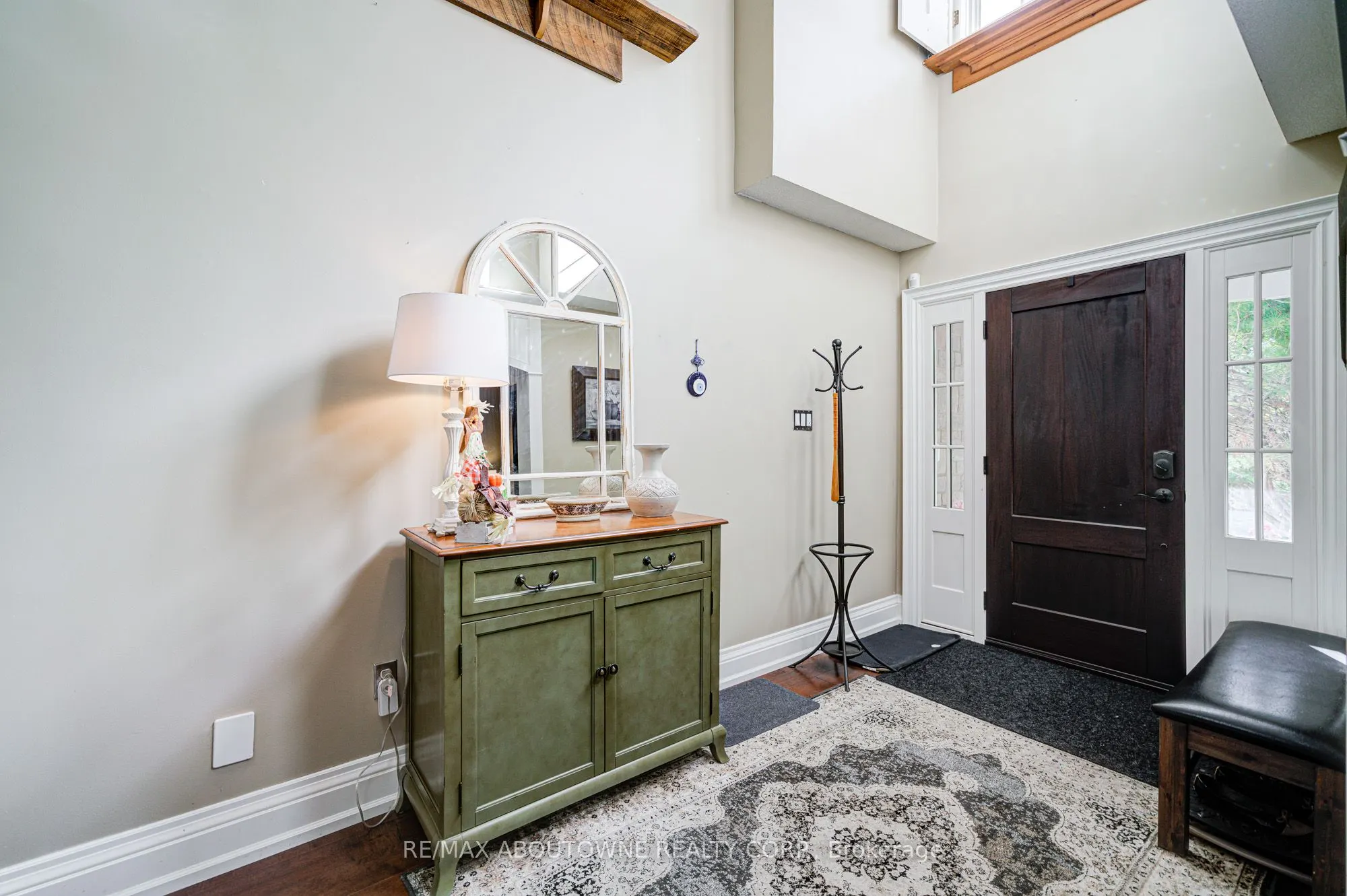 2193 Meadowland Drive