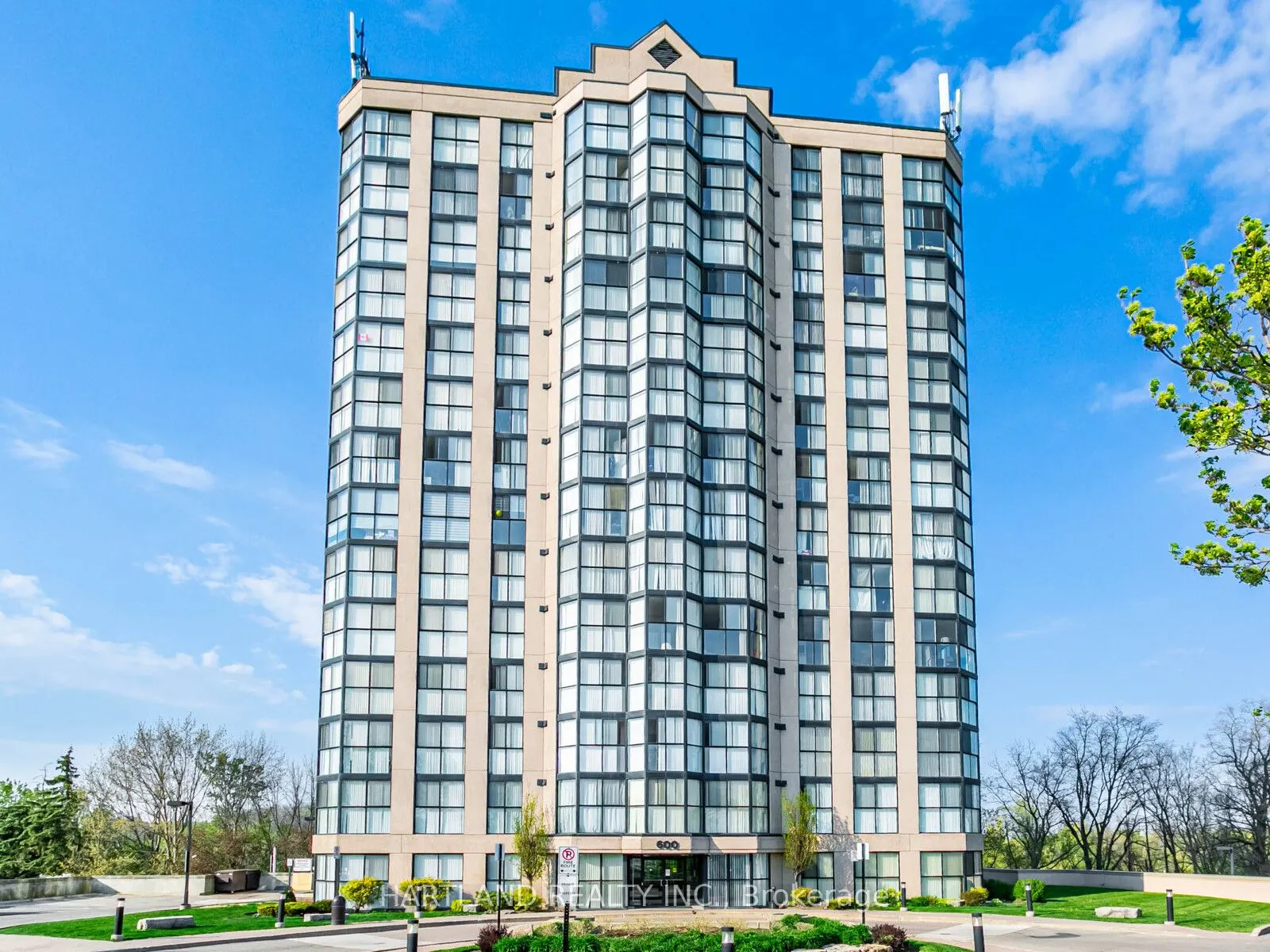 600 Rexdale Boulevard, #306