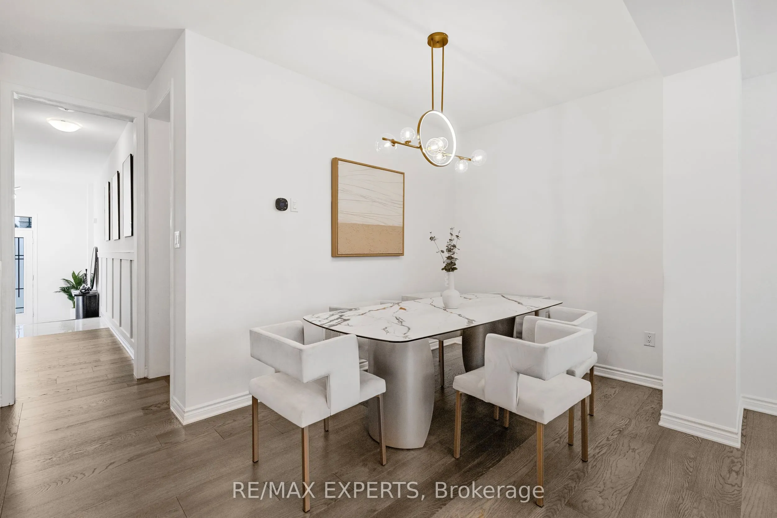 1358 Lobelia Crescent