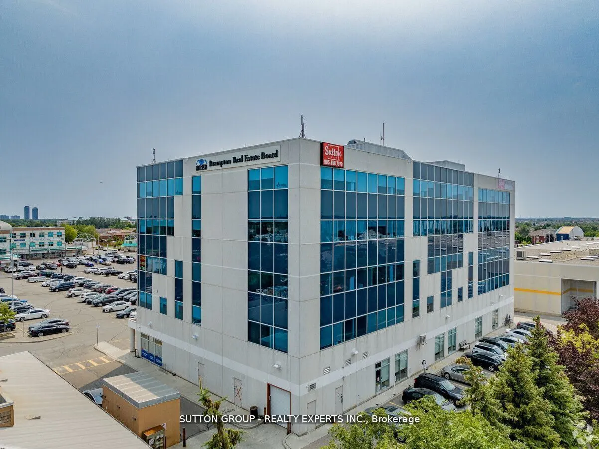 60 Gillingham Drive, #400 (Rm-2)