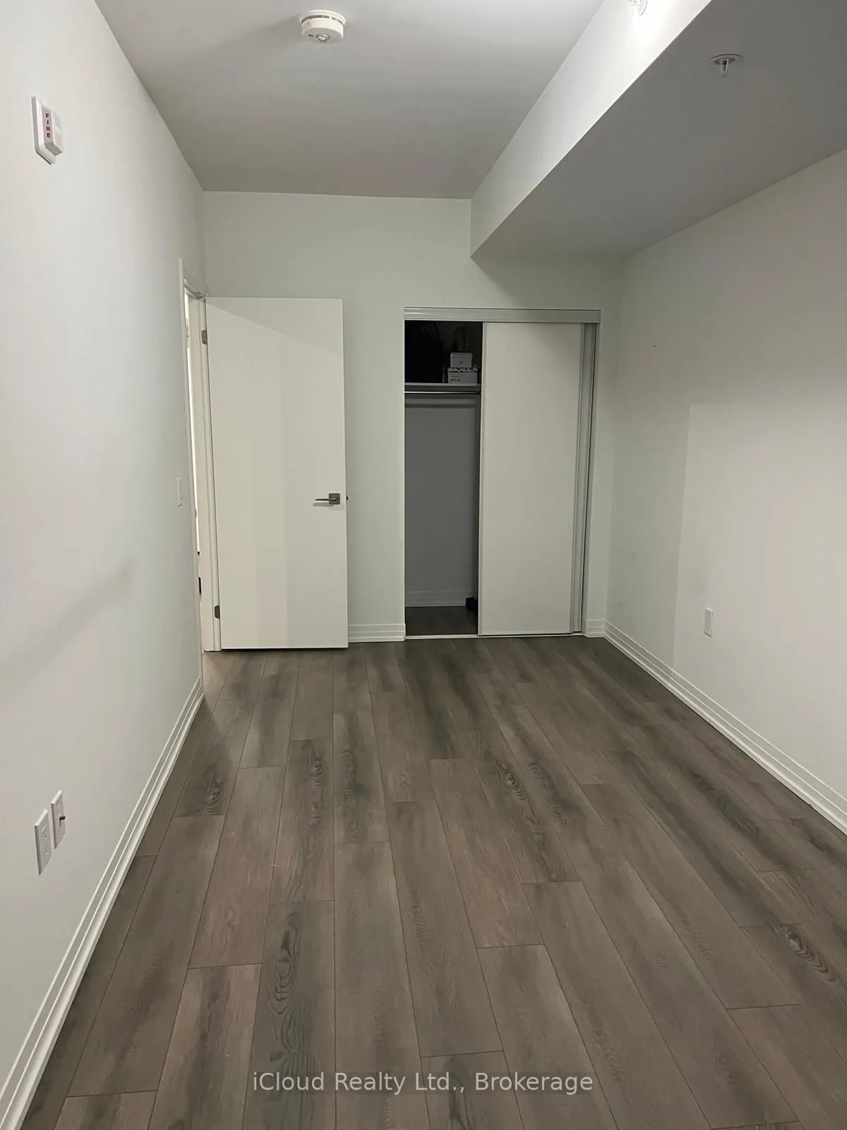 408 Brown's Line E, #207