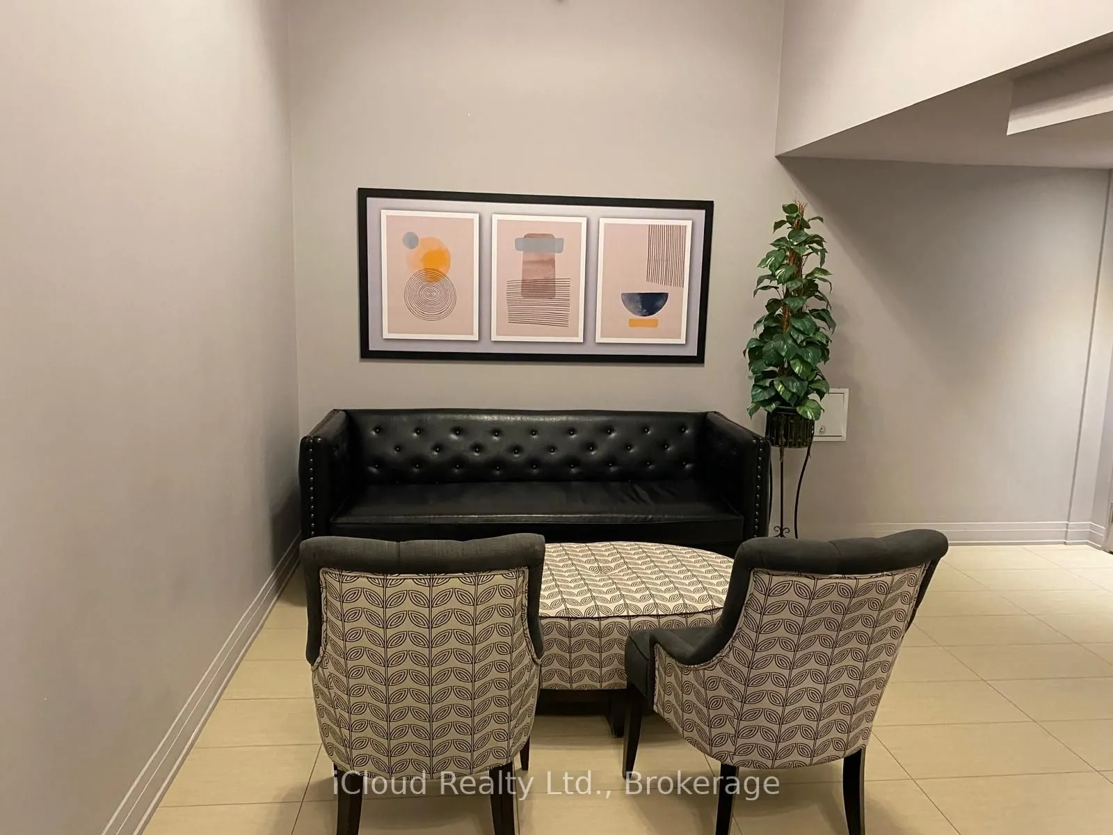 408 Brown's Line E, #207