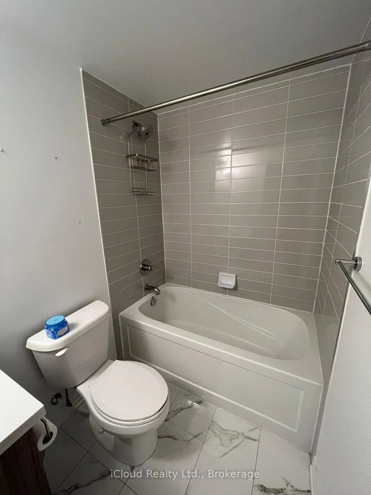 408 Brown's Line E, #207