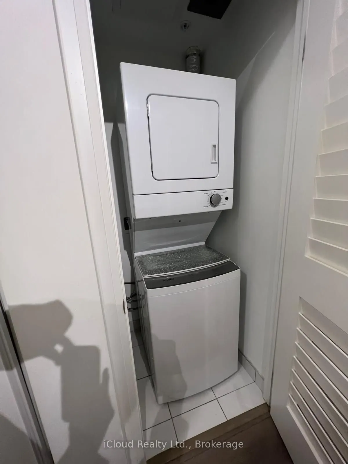 408 Brown's Line E, #207