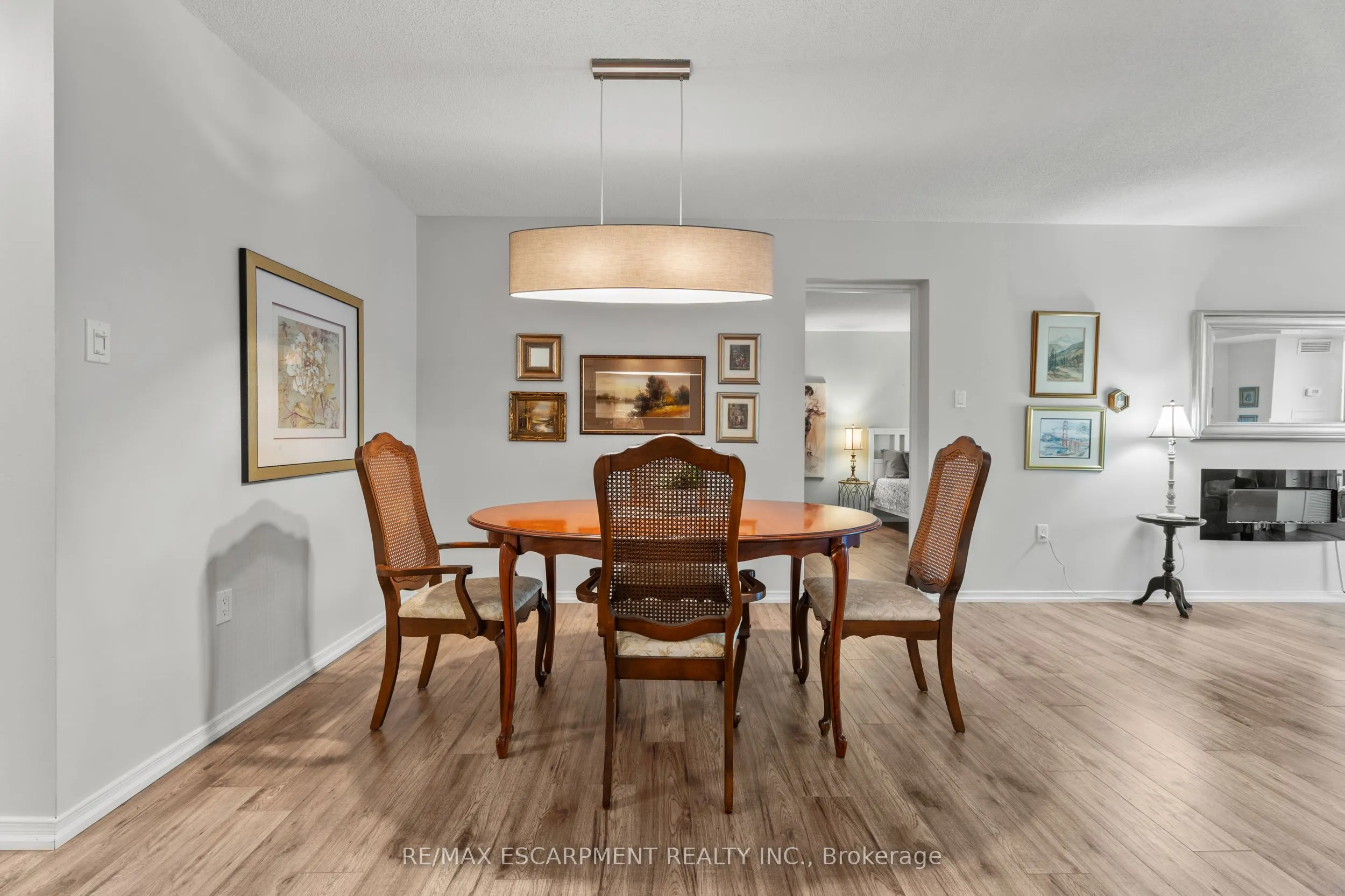 1201 North Shore Boulevard E, #302