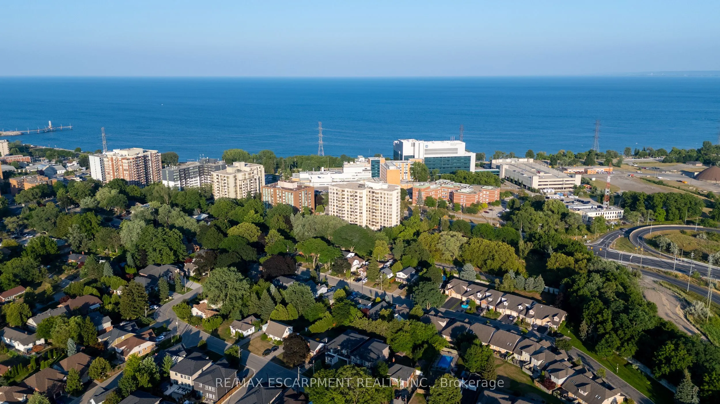 1201 North Shore Boulevard E, #302