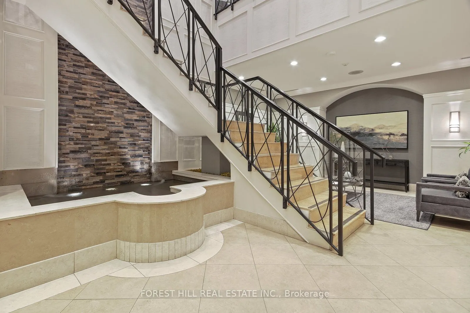 5233 Dundas Street W, #1029