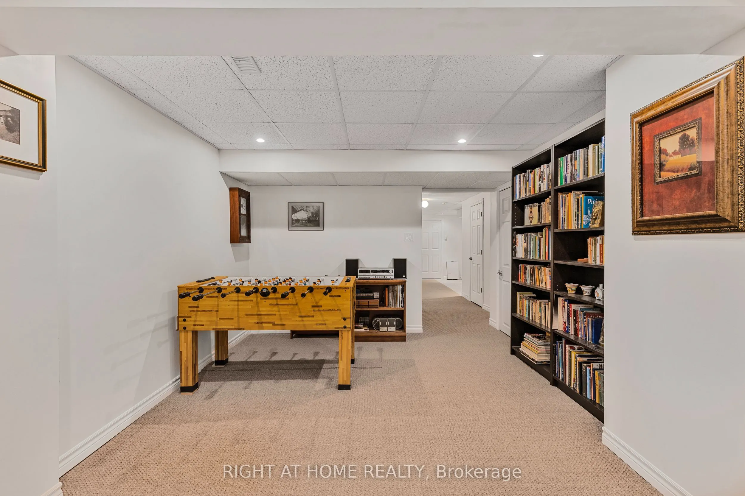 3351 Hayhurst Crescent