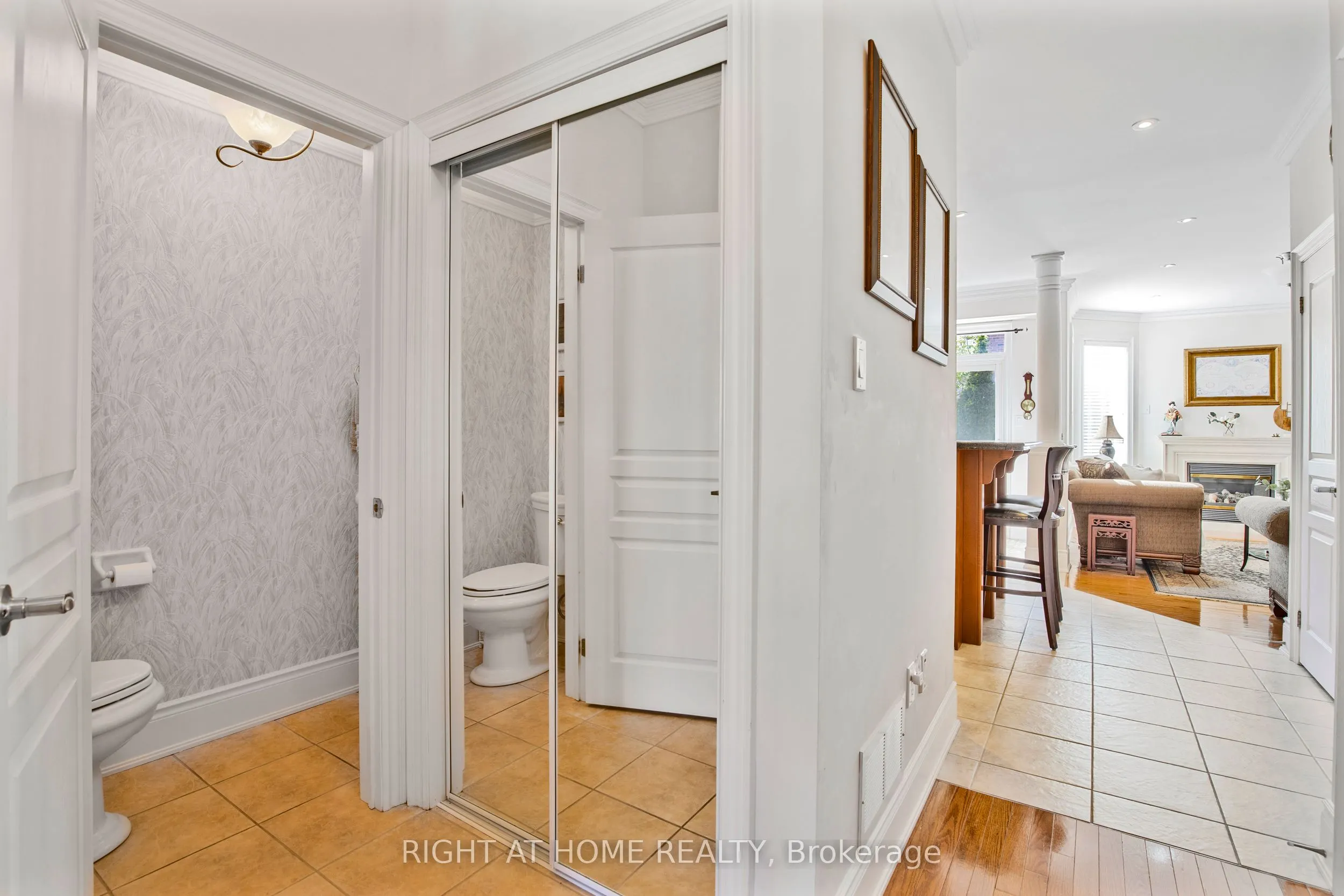 3351 Hayhurst Crescent