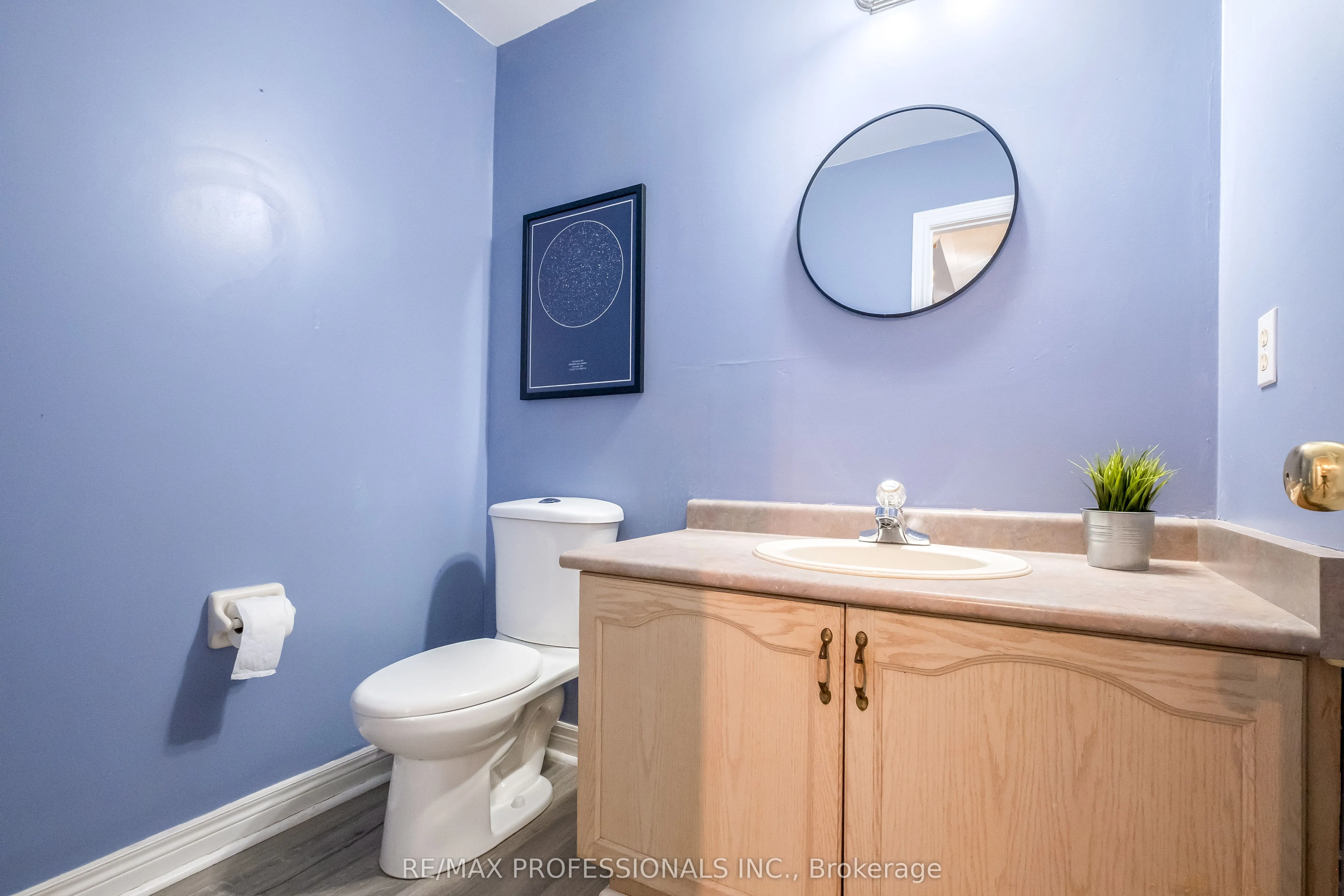 65 Hickorybush Avenue